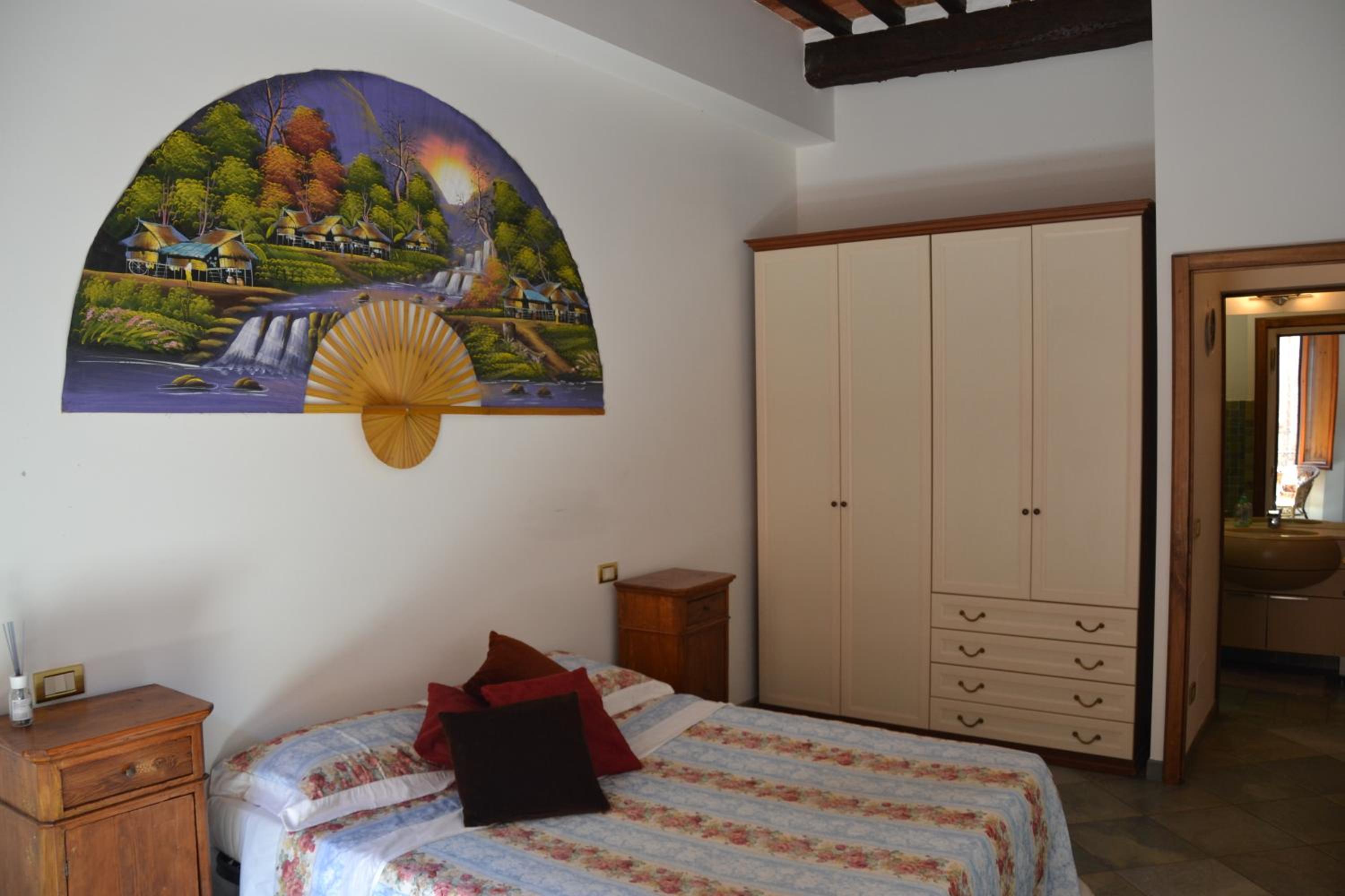 Two-Bedroom Apartment - Photo 17