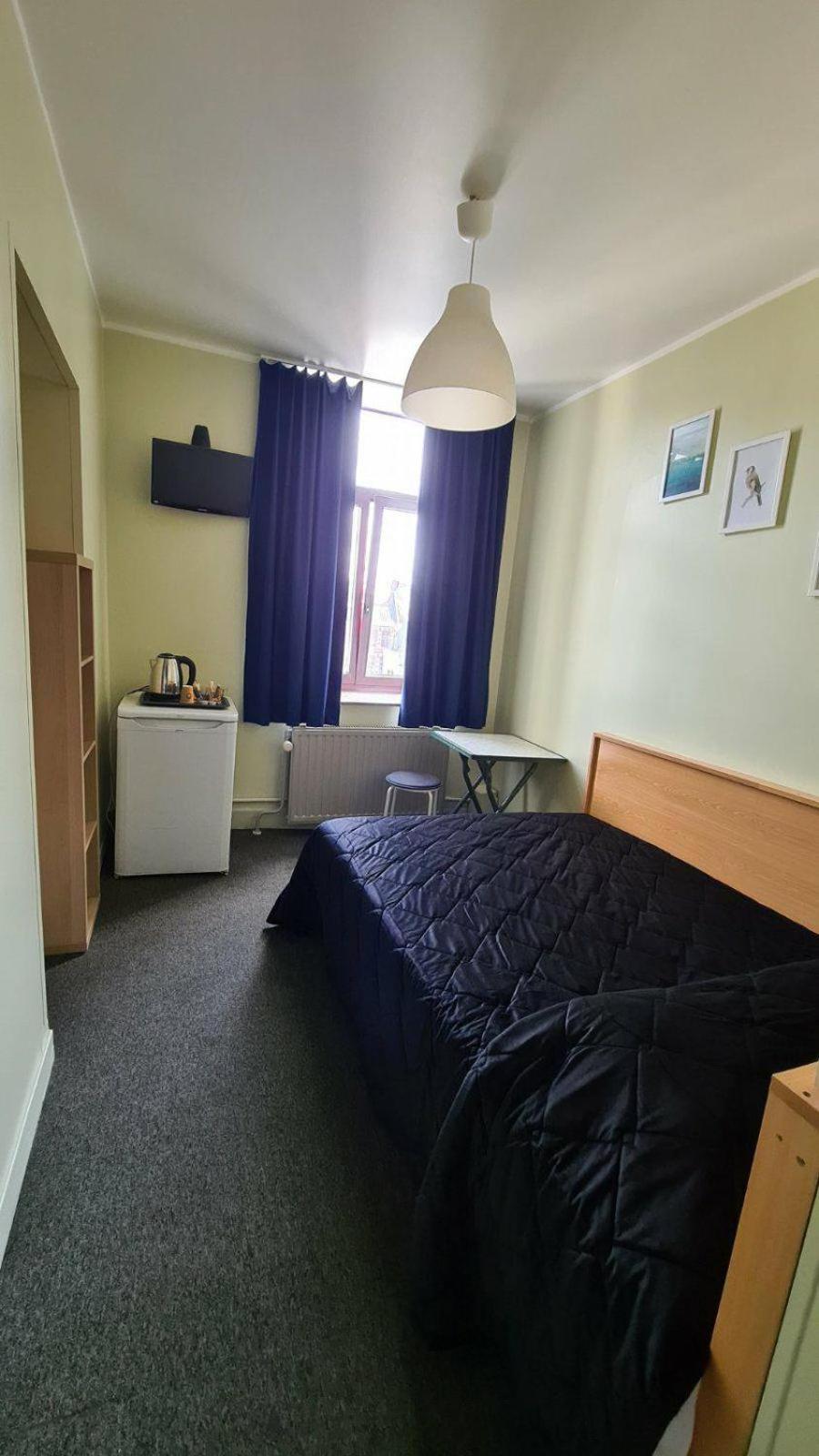 Double Room - Photo 9