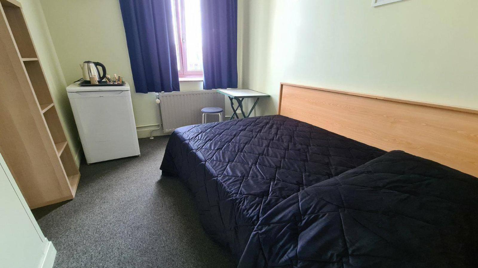 Double Room - Photo 7