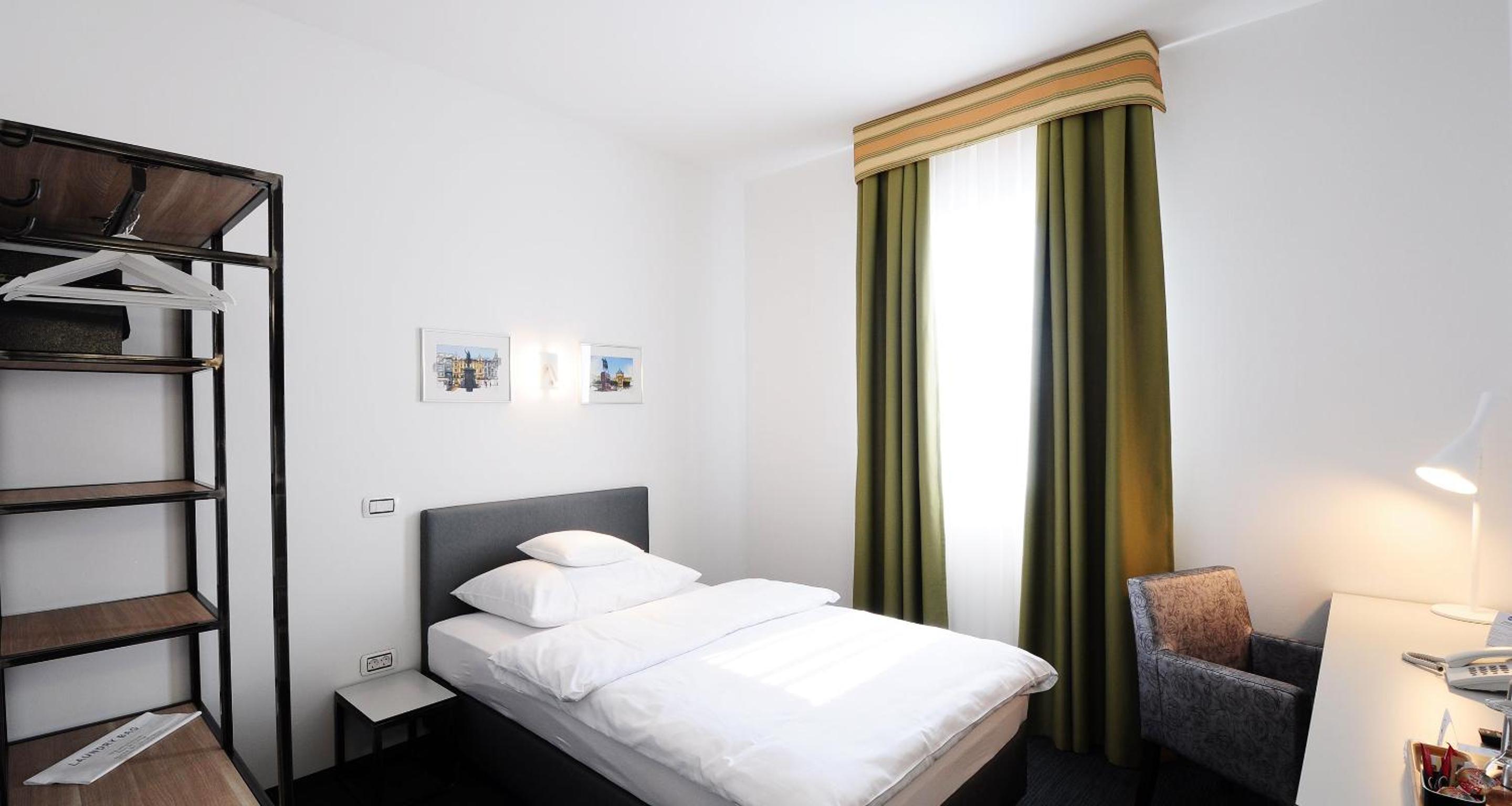 Superior Single Room photo 2