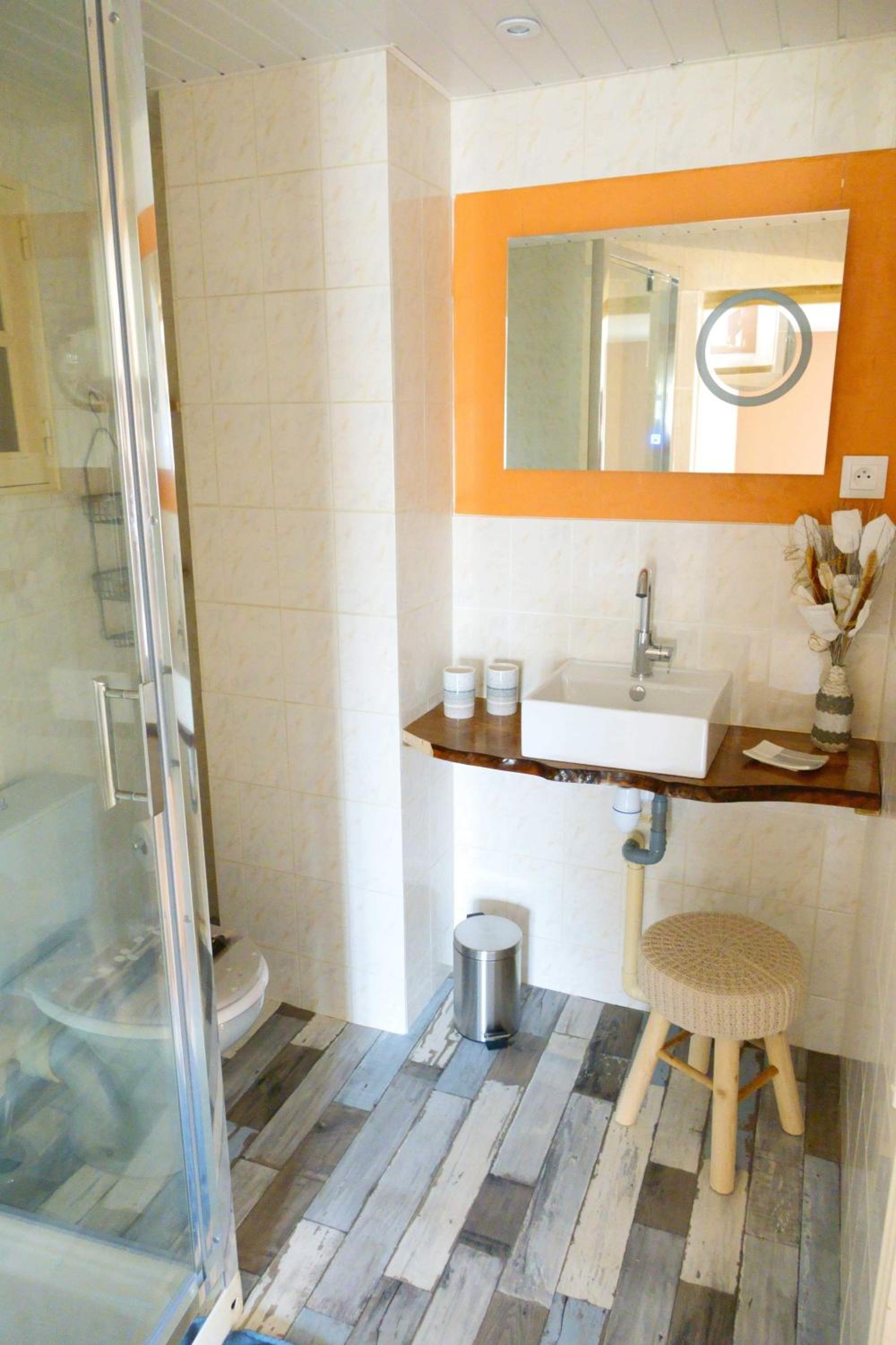 One-Bedroom Suite photo 3