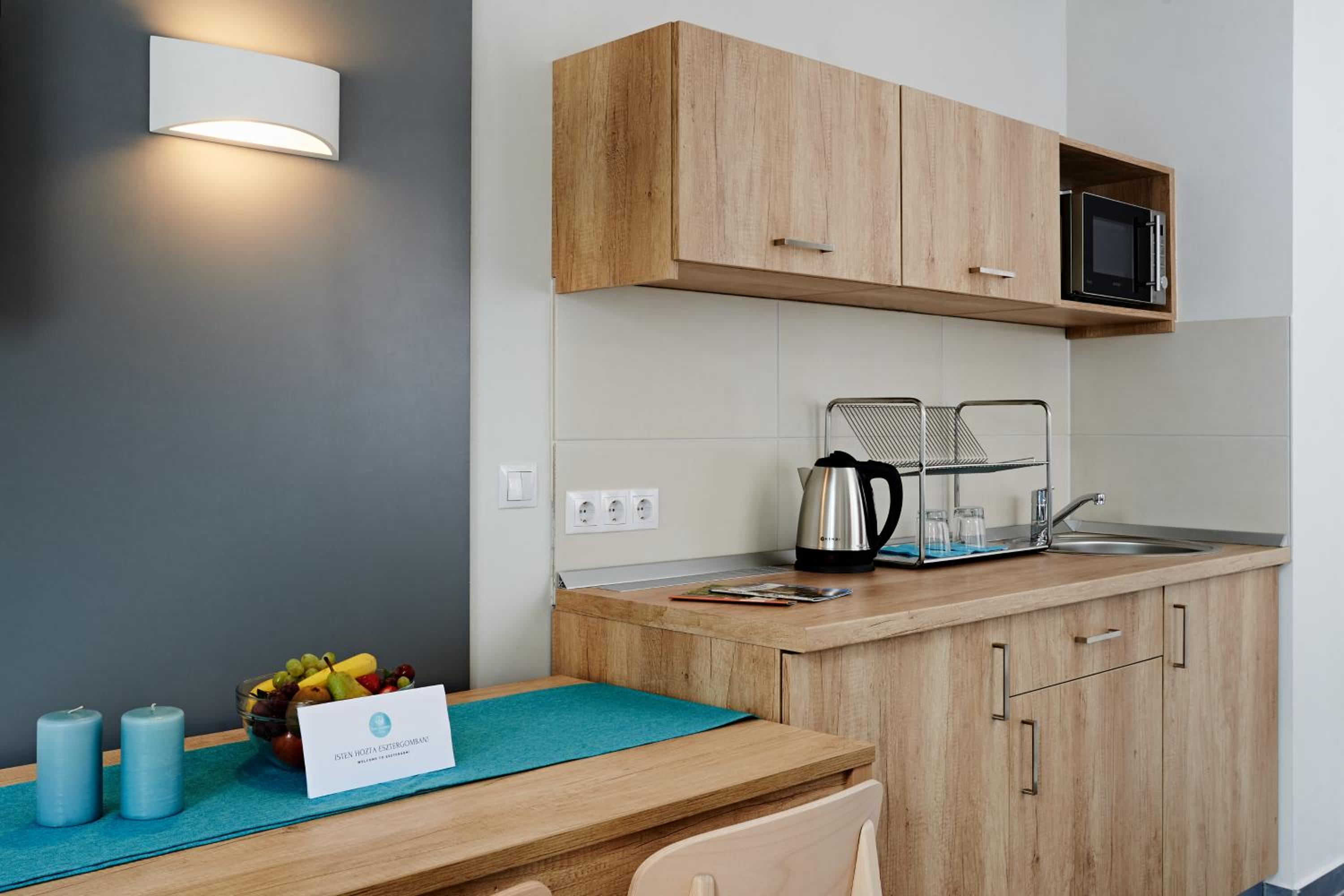 Apartment - Photo 2
