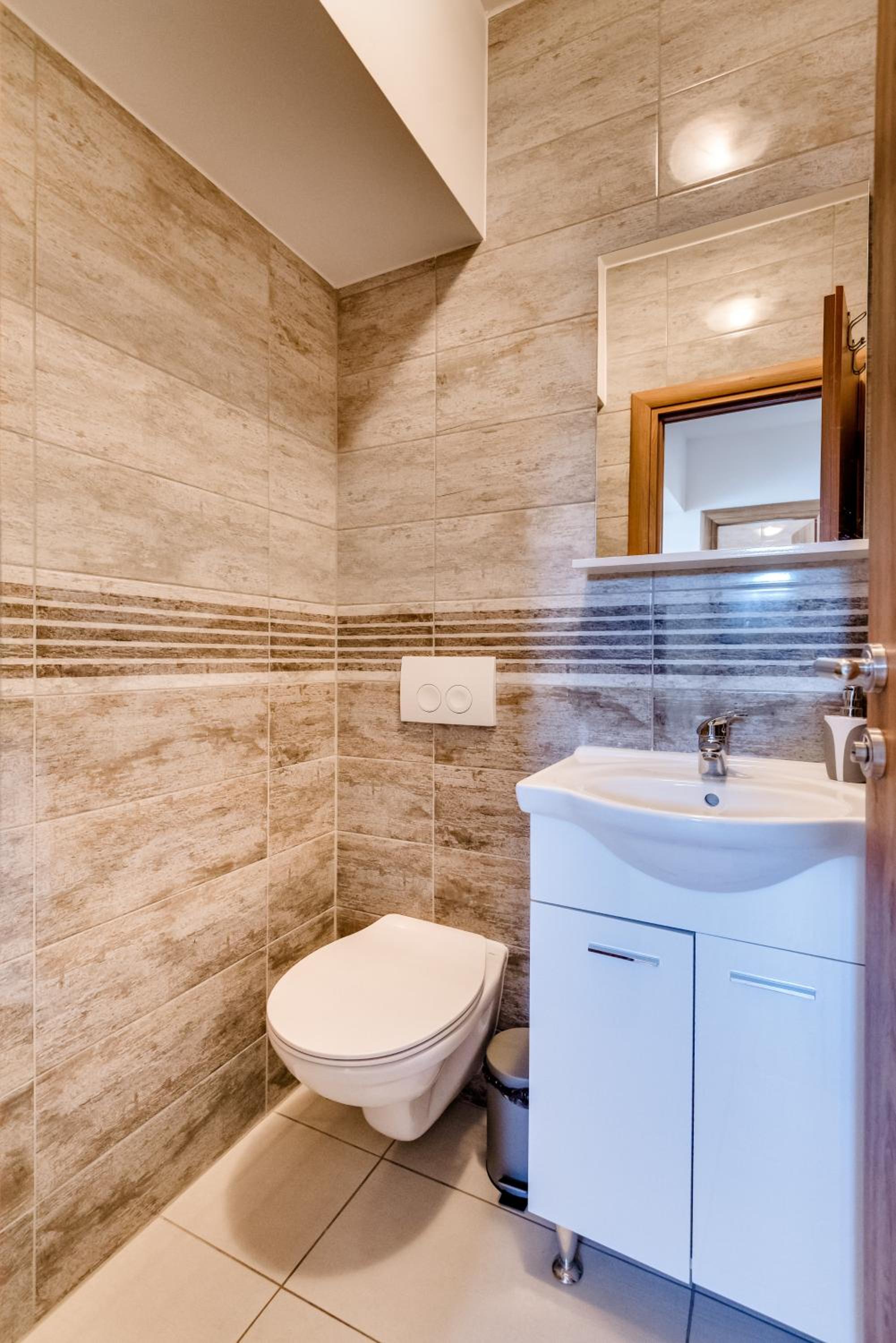 Two-Bedroom Apartment - Photo 9