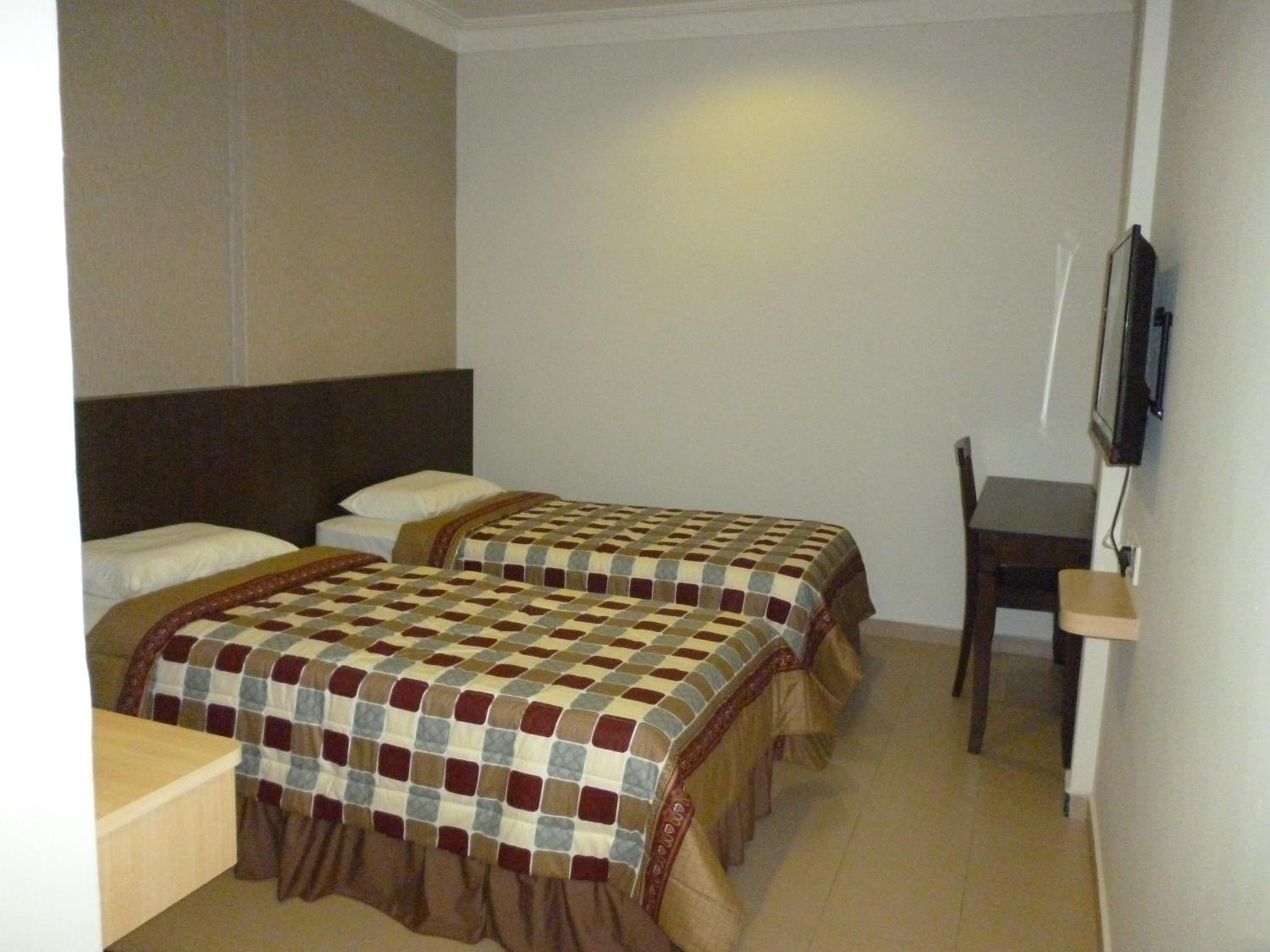 Deluxe Twin Room - Photo 1