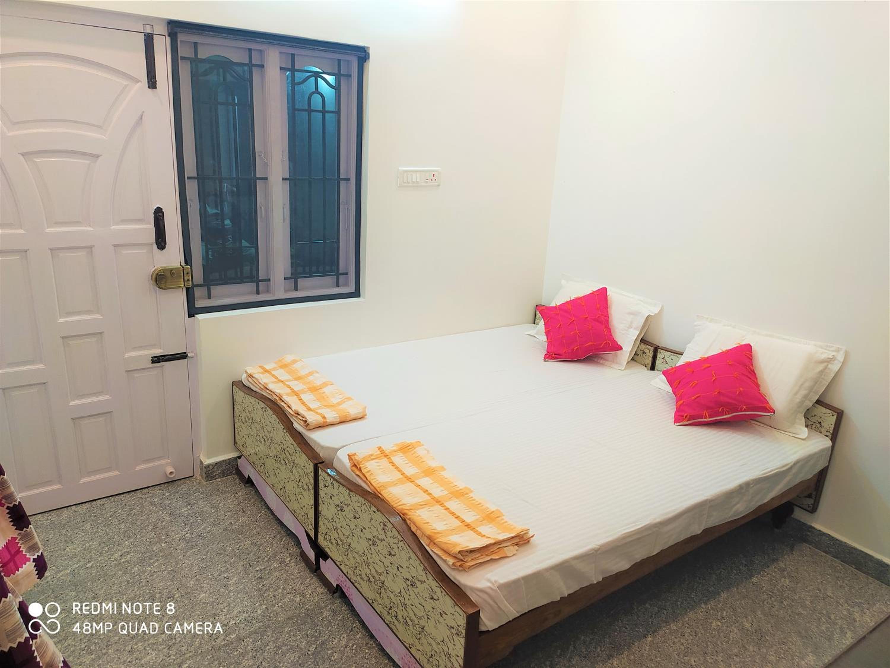Budget Double or Twin Room - Photo 5