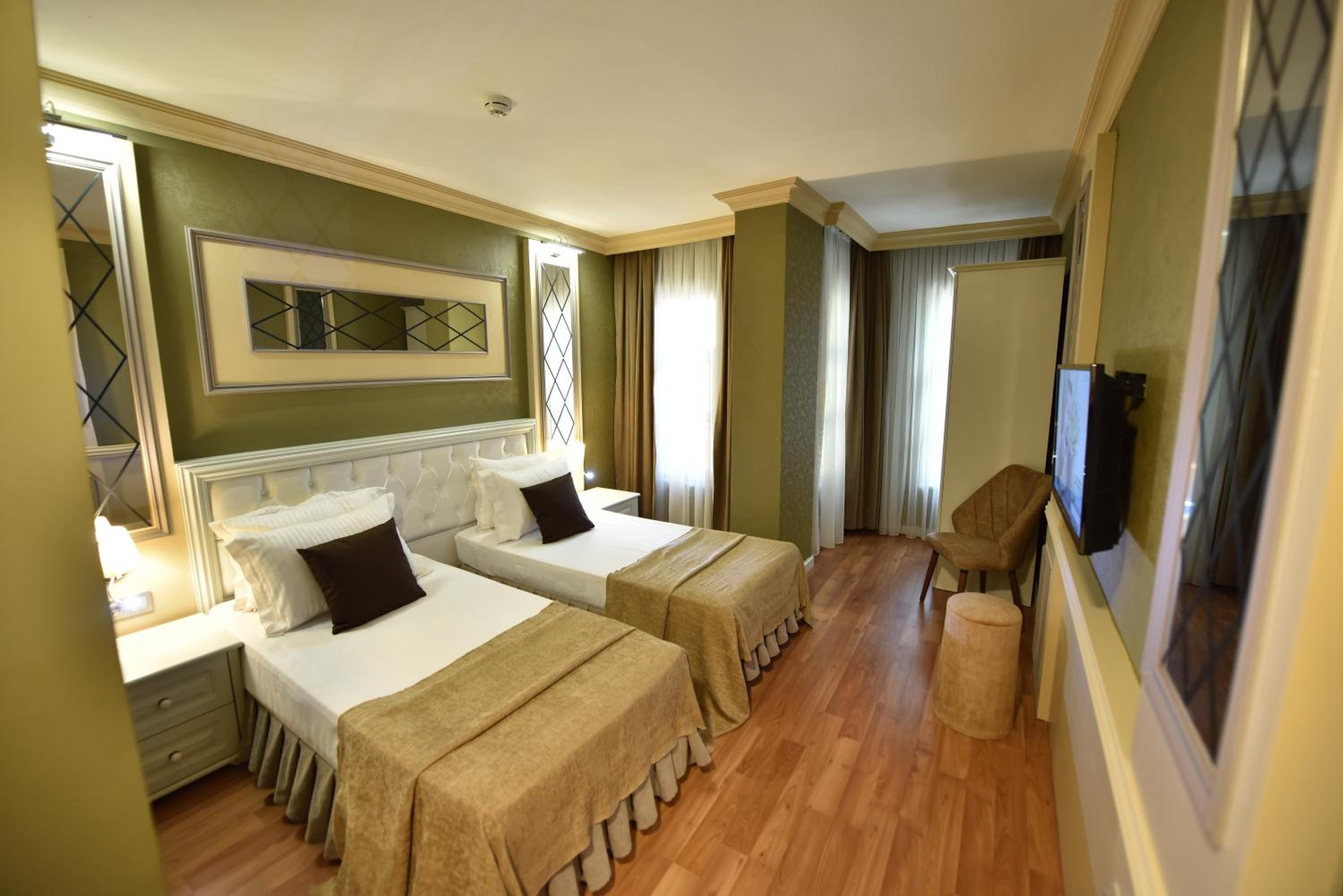 Double or Twin Room photo 2