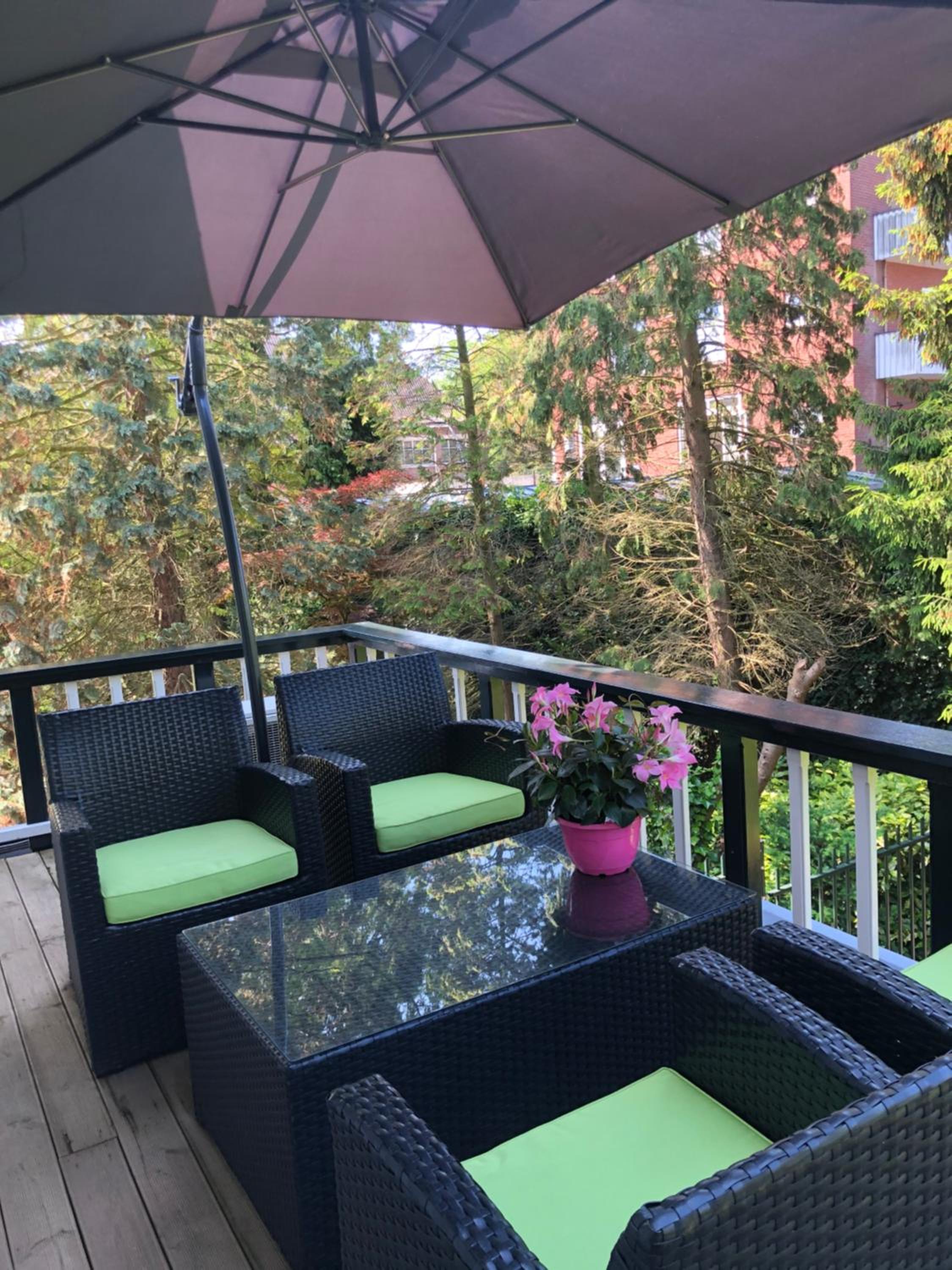 Deluxe Apartment with Balcony - Photo 20