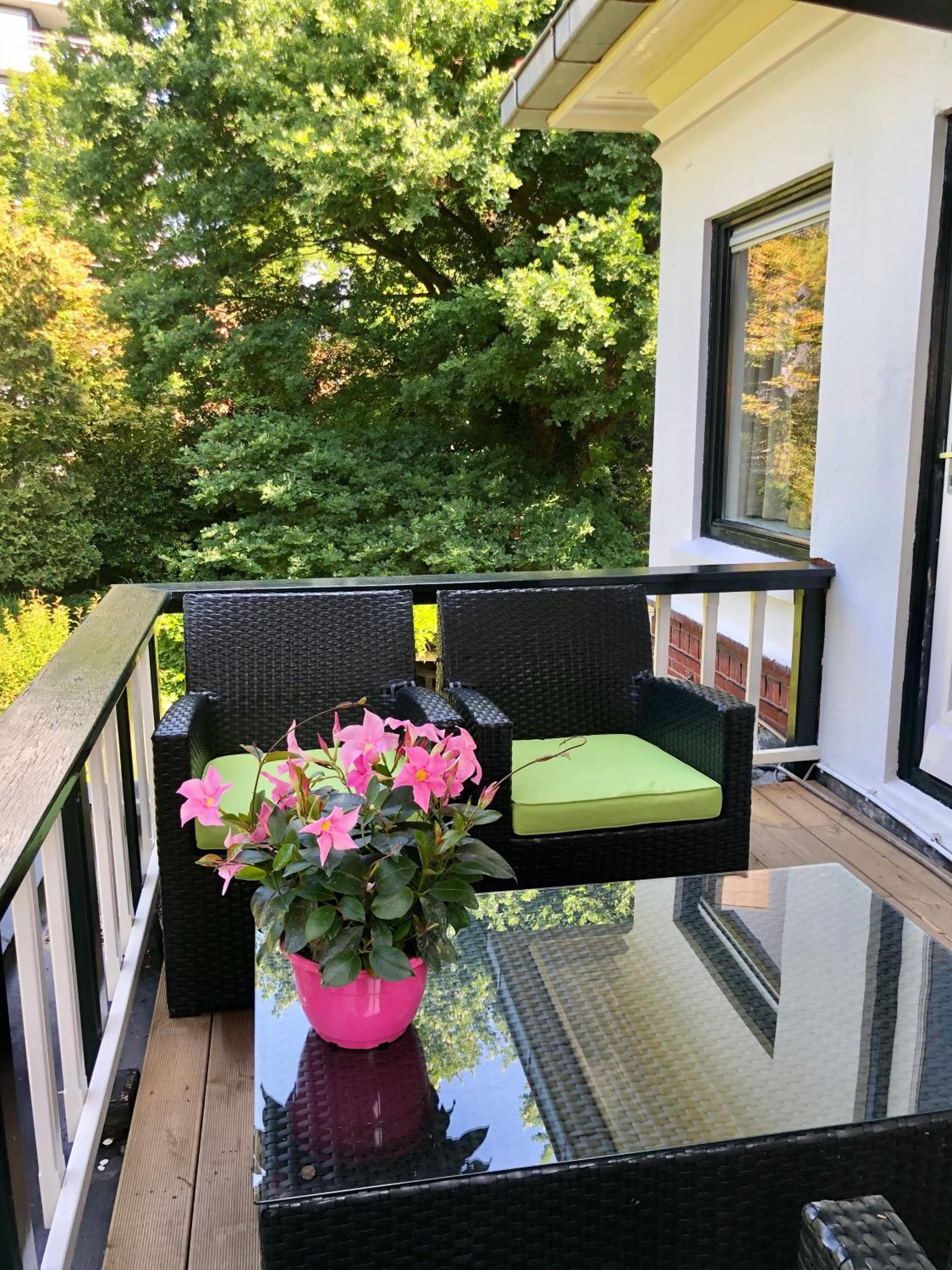 Deluxe Apartment with Balcony - Photo 40