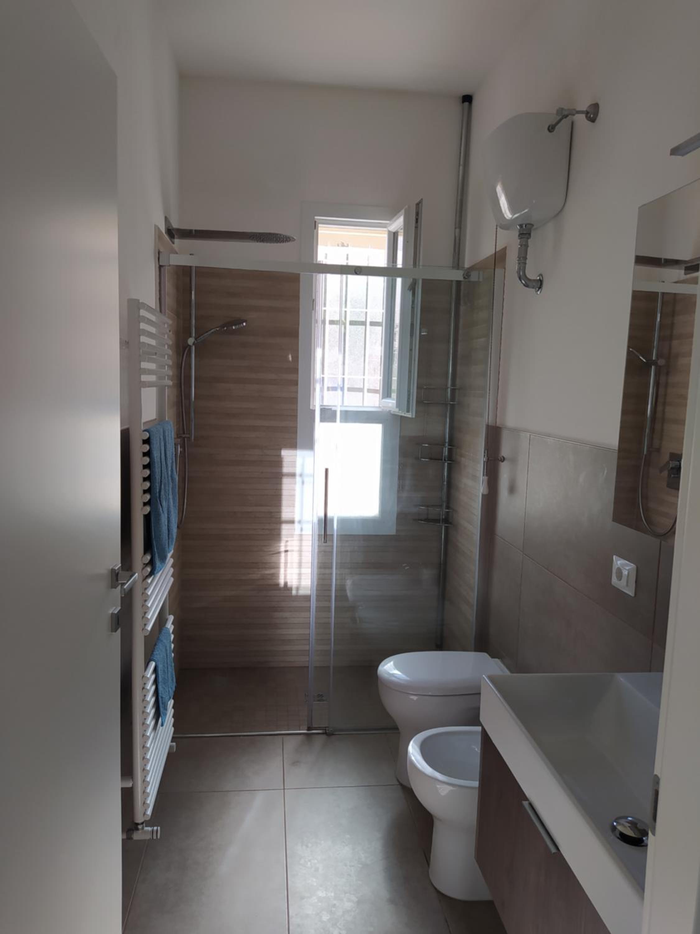 Apartment - Photo 36