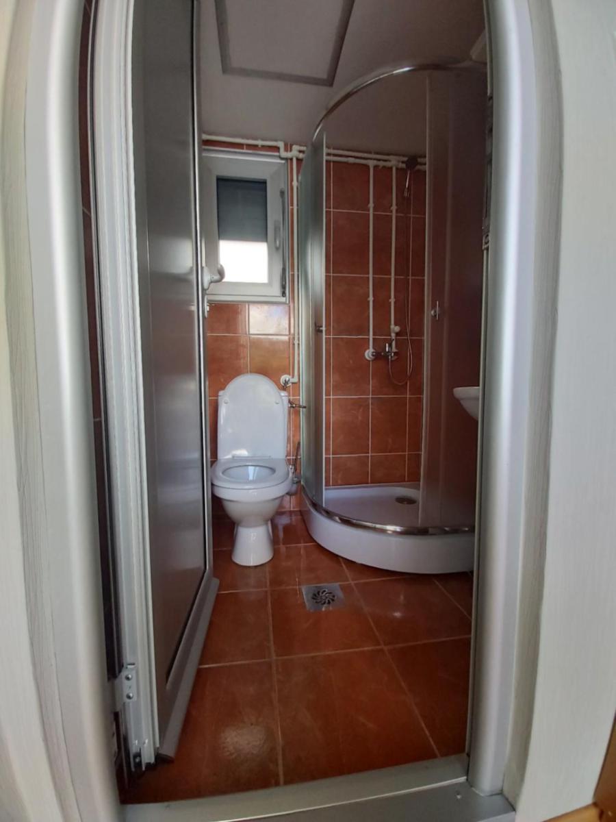 Mobile Home photo 1