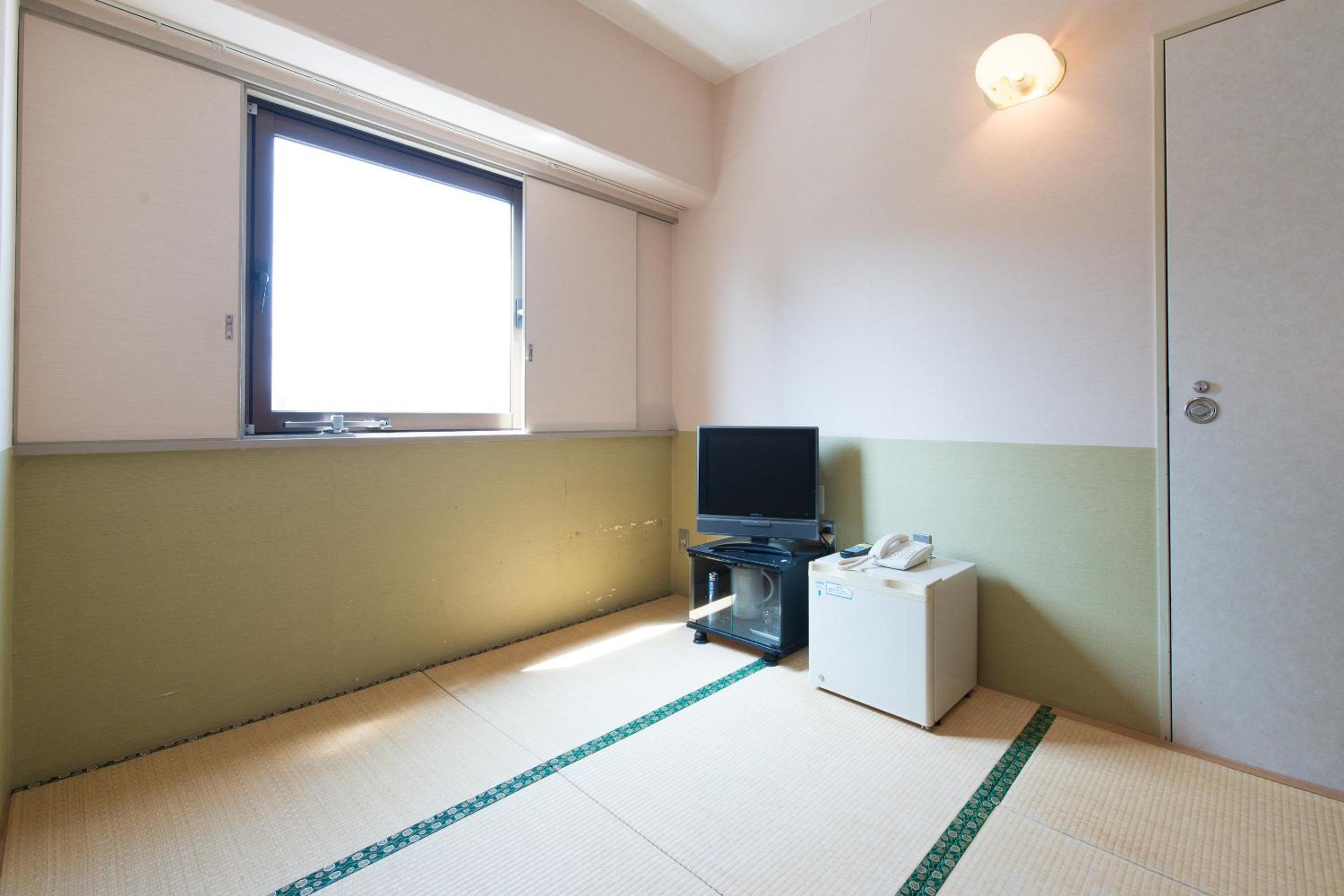 Japanese-Style Room (1adult) - Smoking