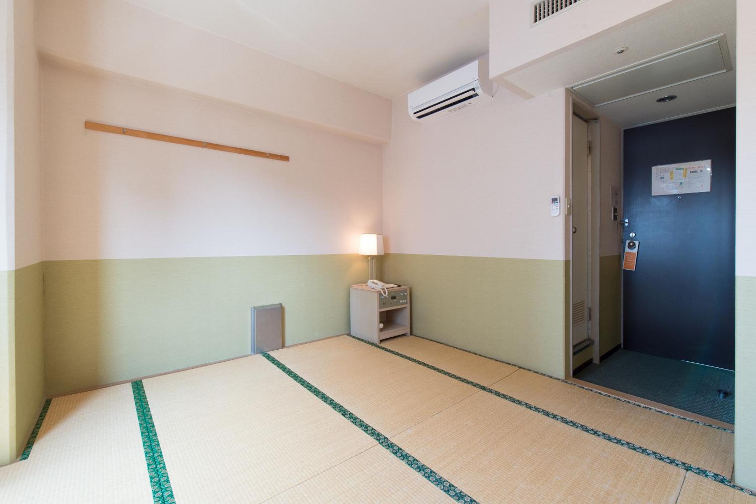 Japanese-Style Room (1-3 adults) - Smoking