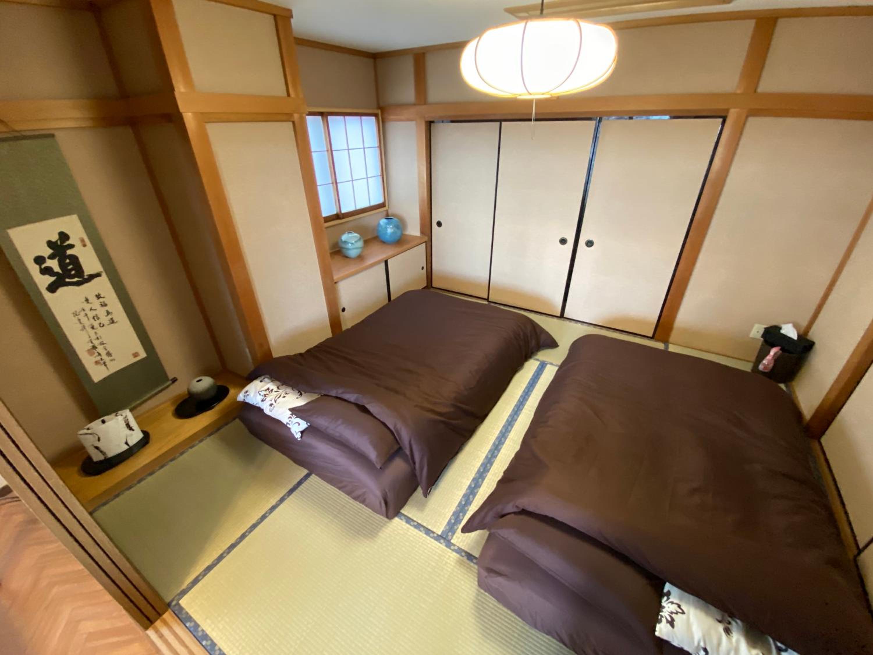 Suite with Balcony - Photo 13