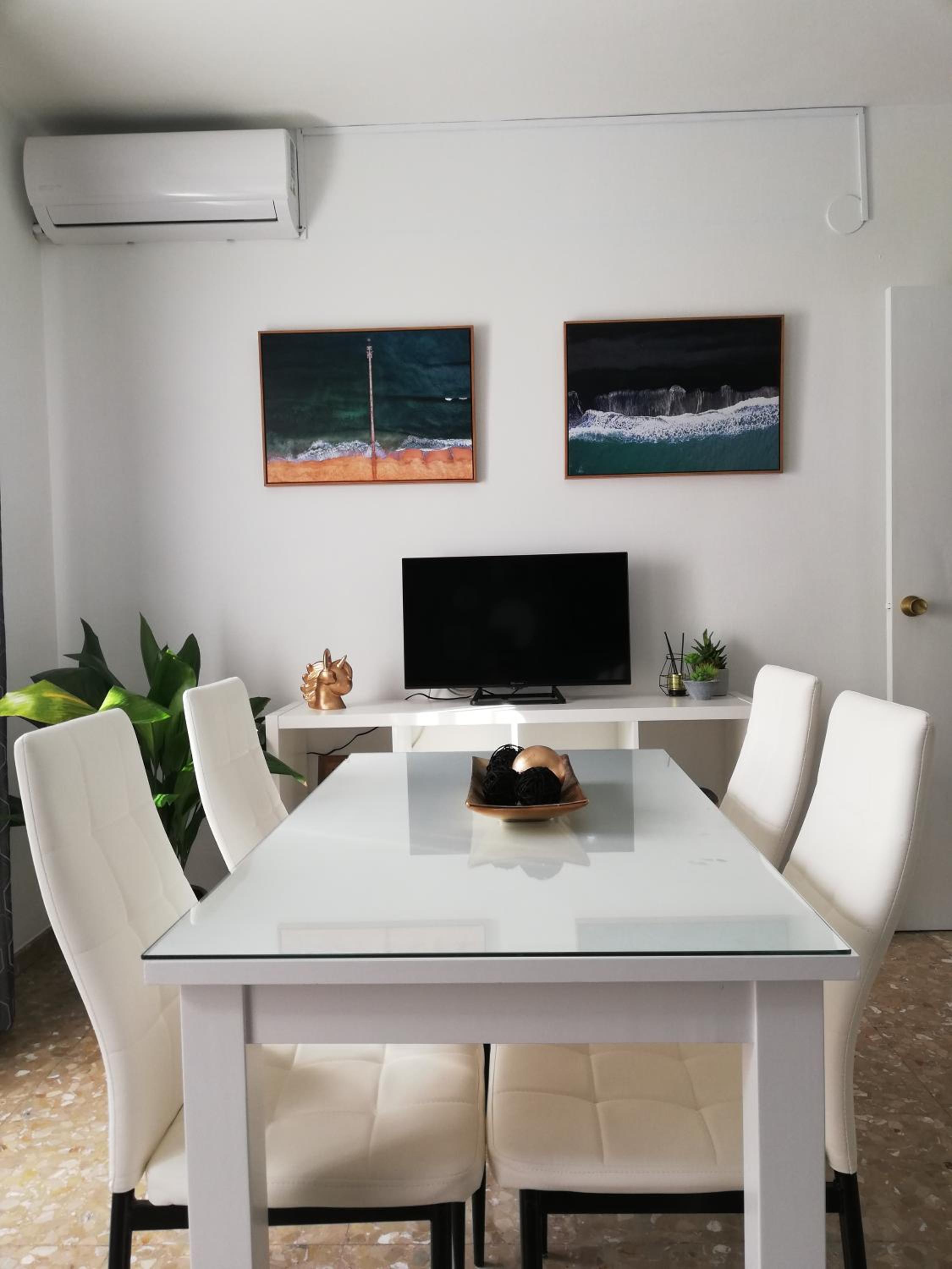 One-Bedroom Apartment - Photo 13