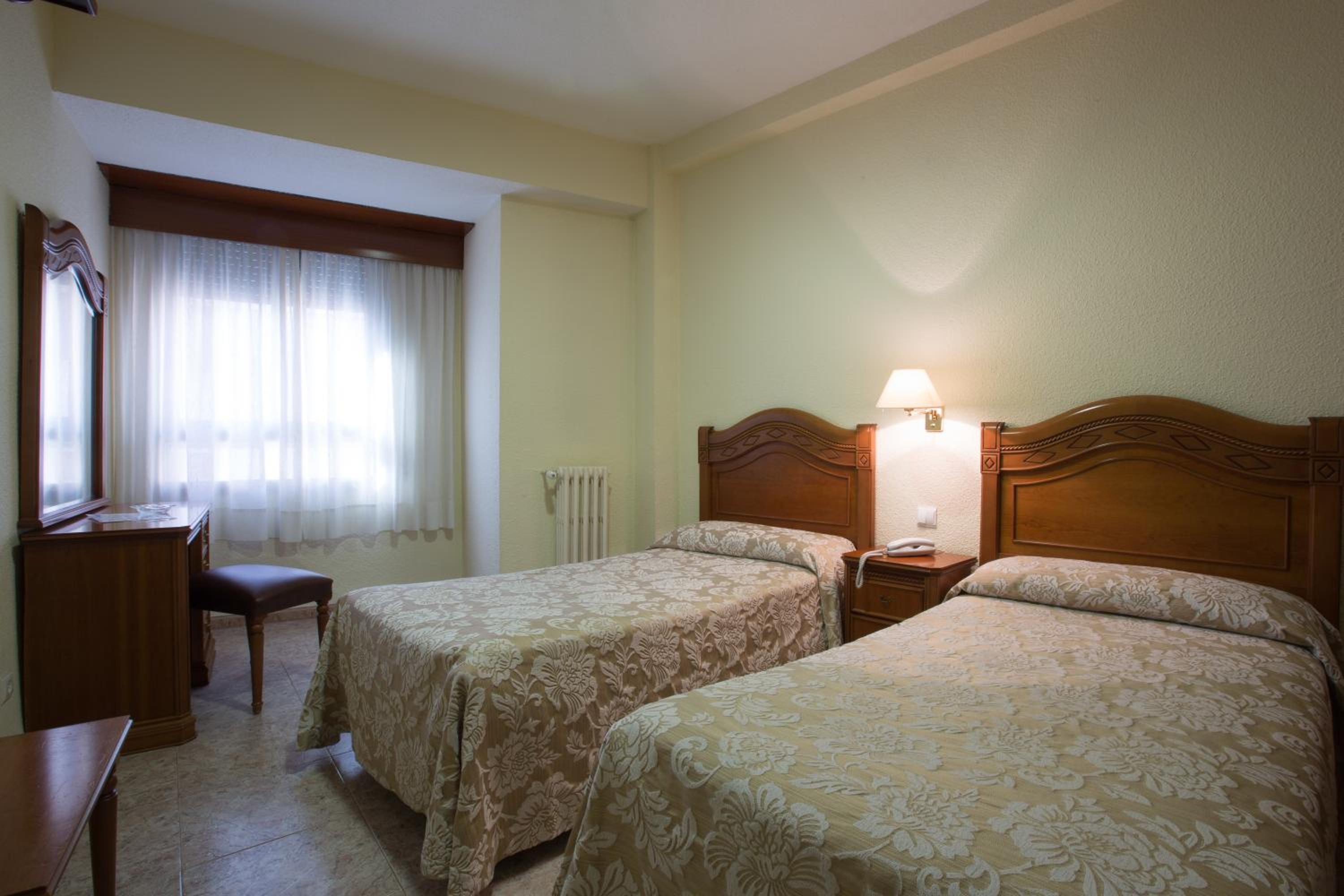 Habitación Doble o con Dos Camas
