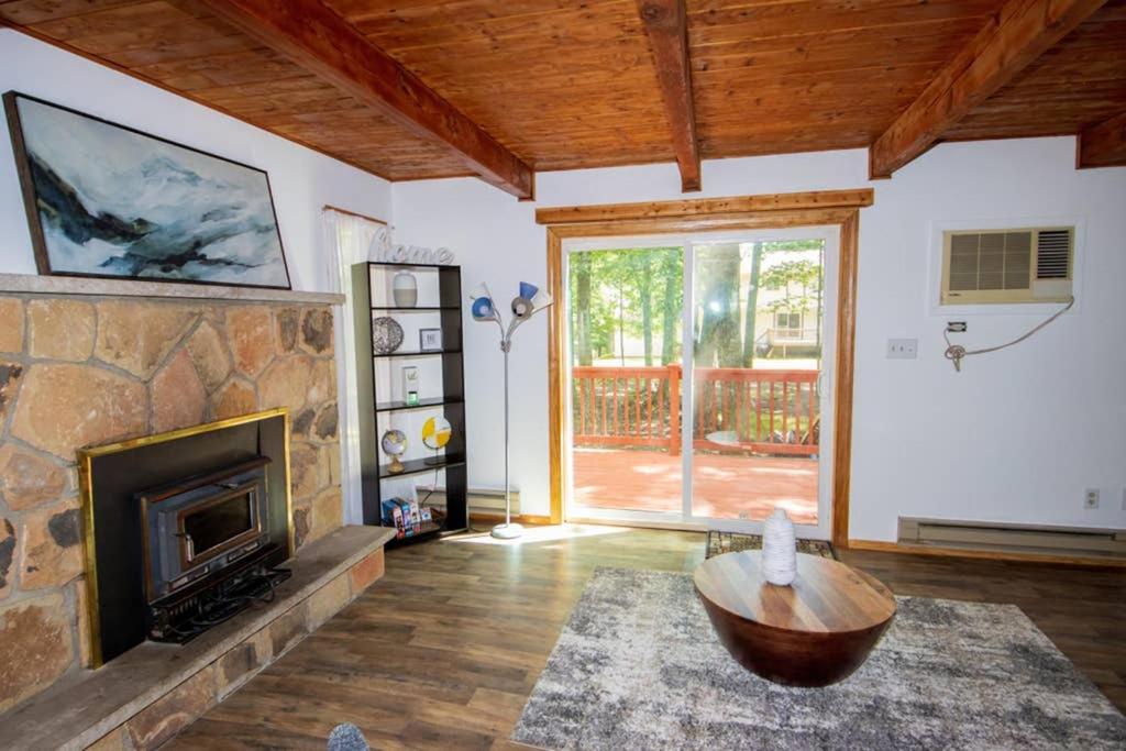 Three-Bedroom Chalet photo 1