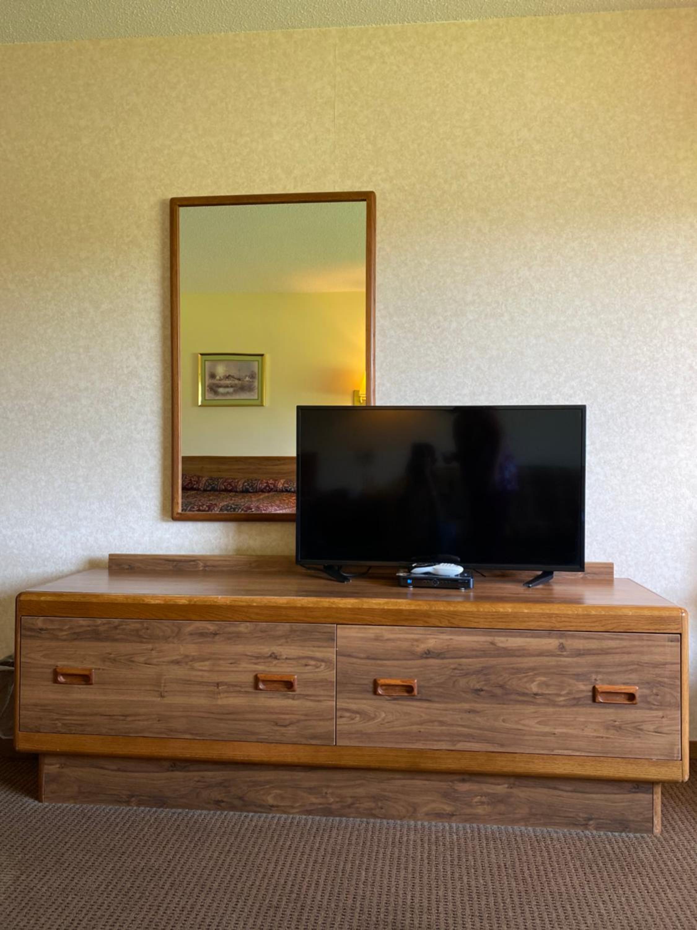 Queen Room - Disability Access photo 2