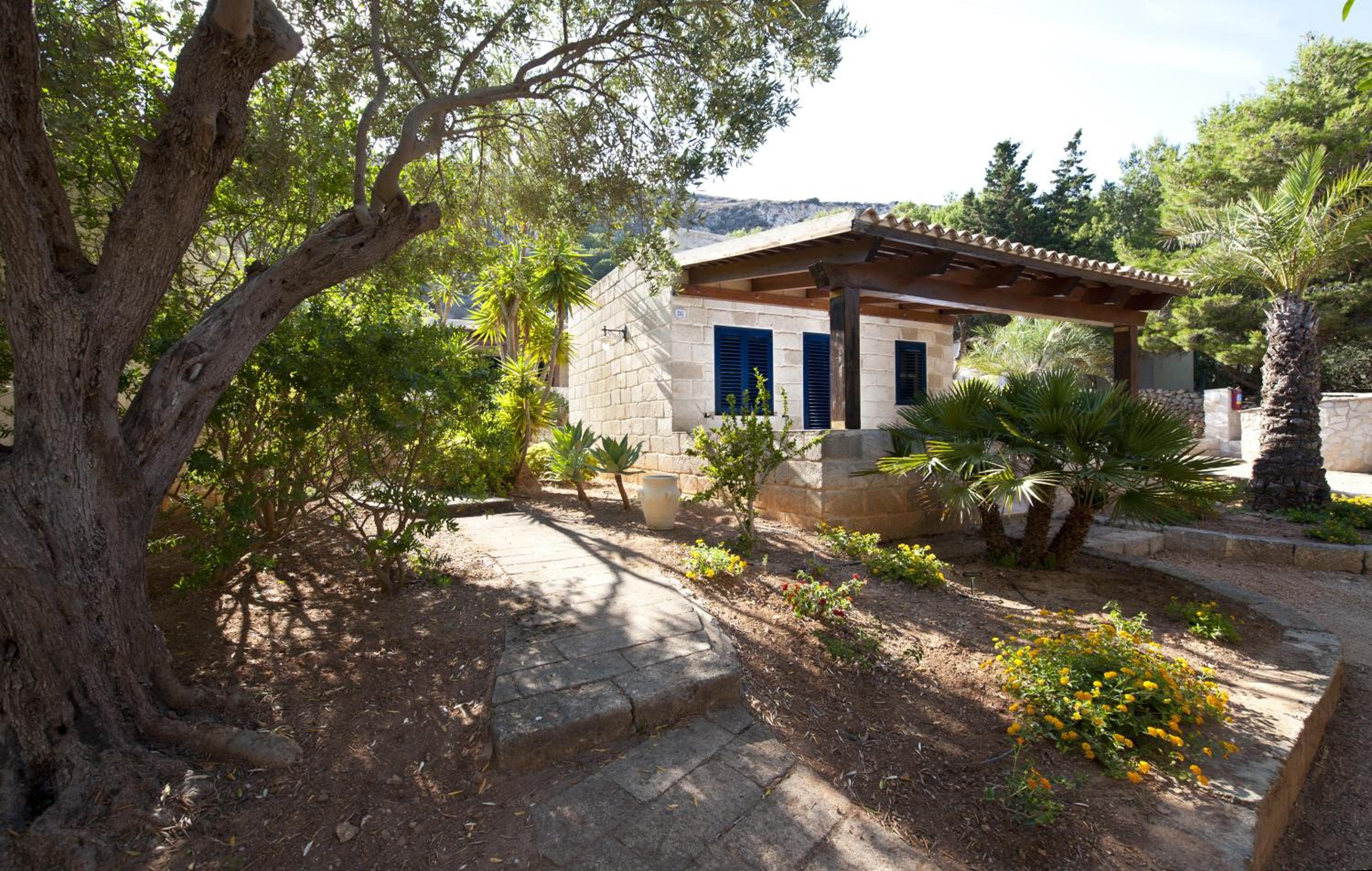 Cottage (2 Adults) photo 3