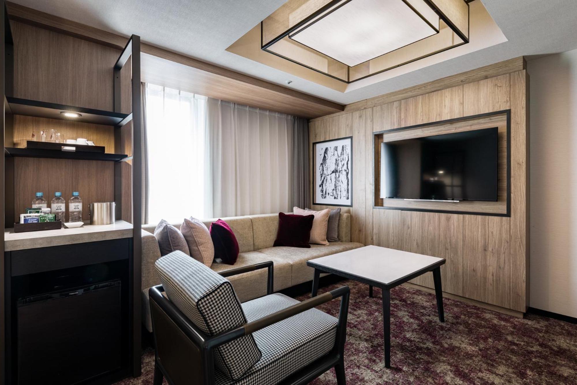 Deluxe Triple Room - Non-Smoking - Photo 4