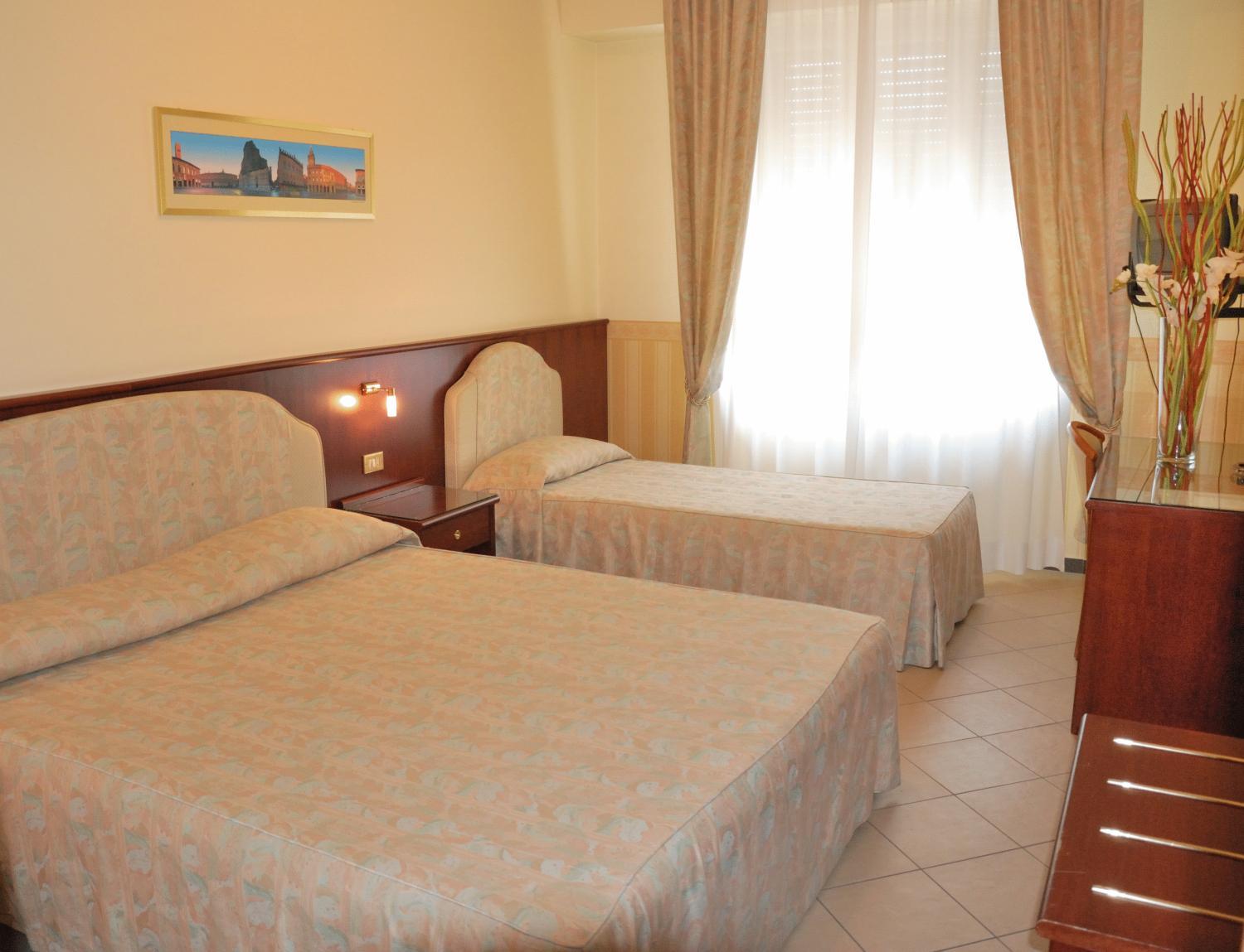 Triple Room - Photo 1