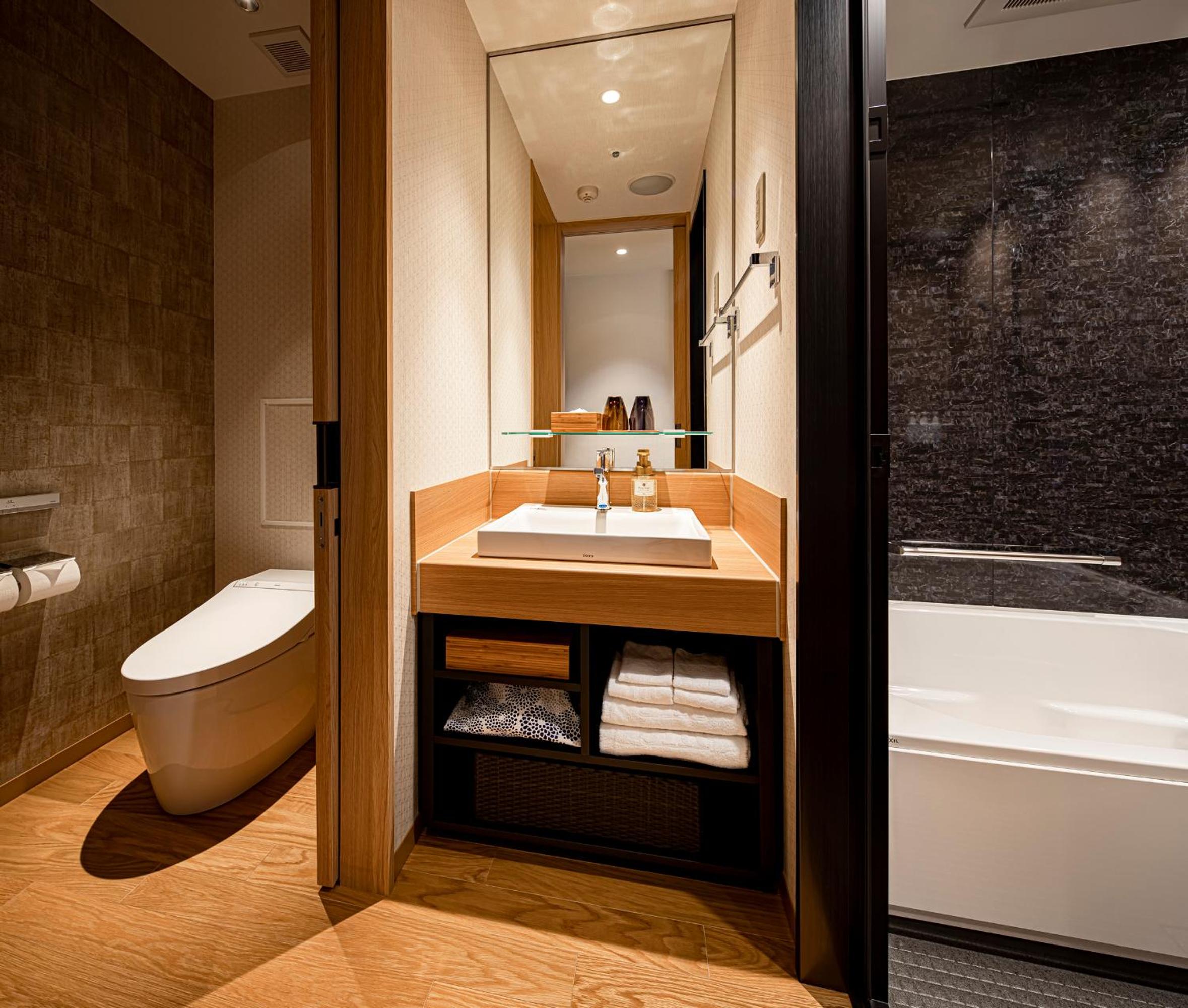 Standard Twin Room - Photo 2