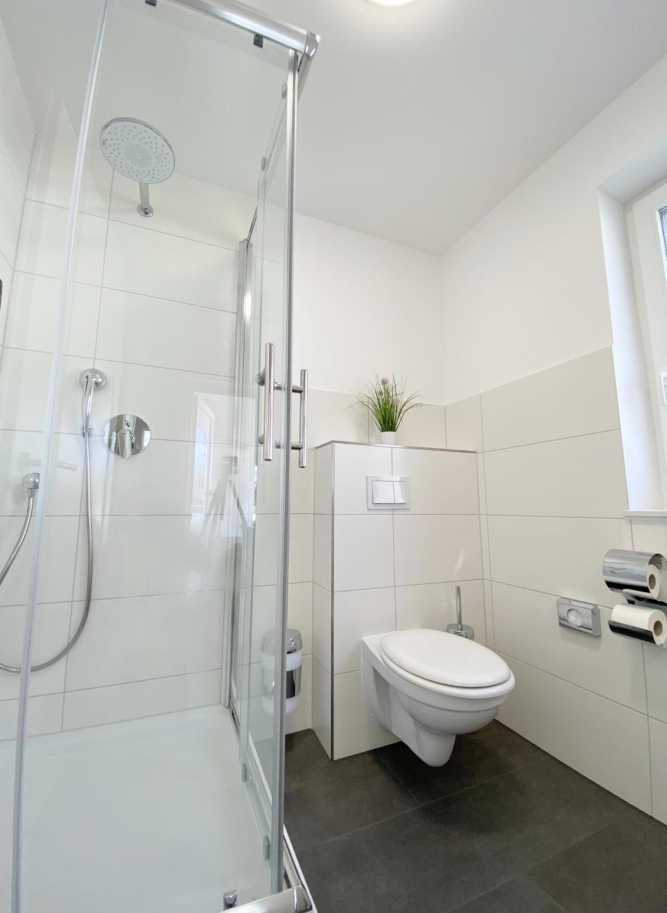 One-Bedroom Apartment - Photo 3