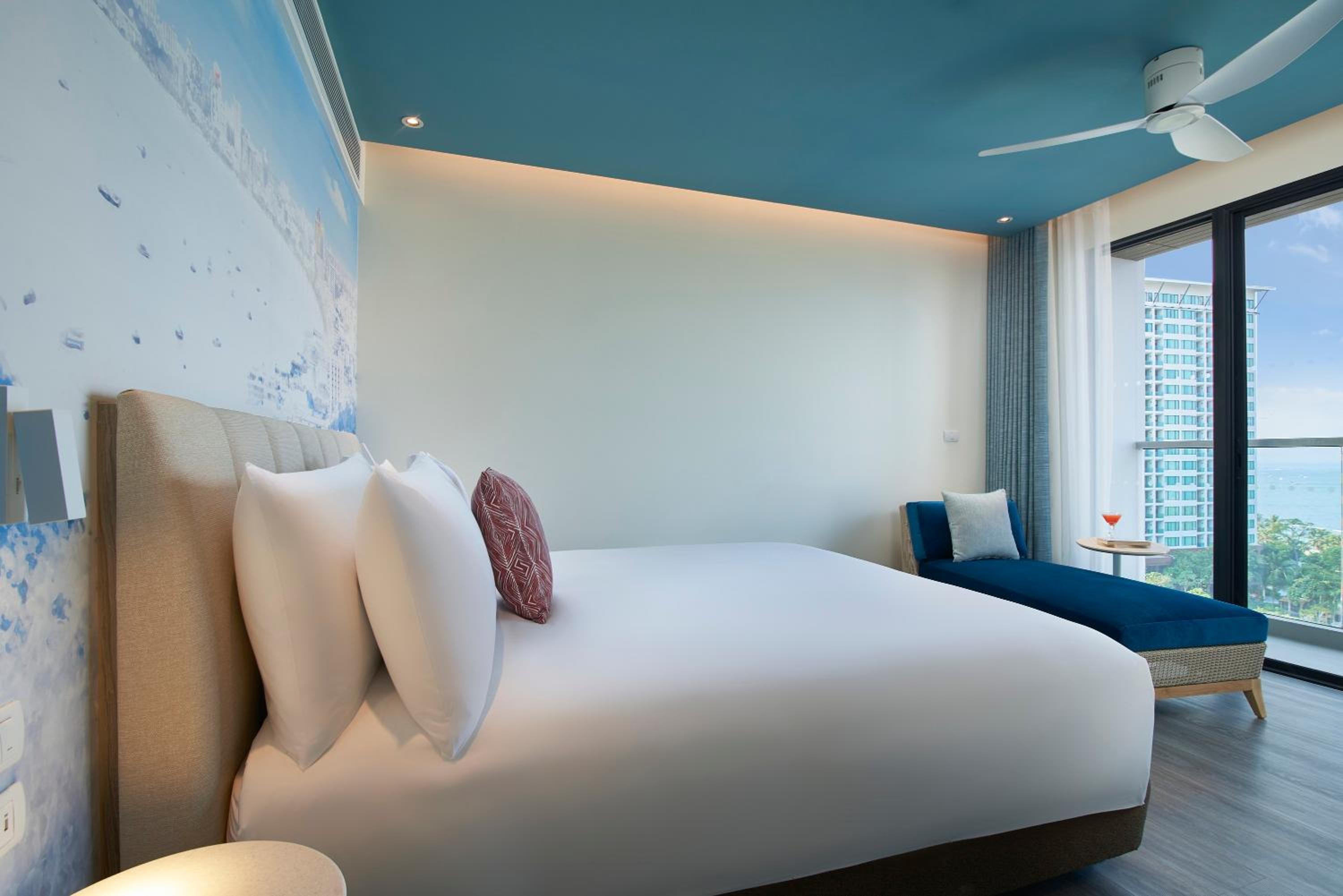 Deluxe Double Room with Sea View - Photo 1