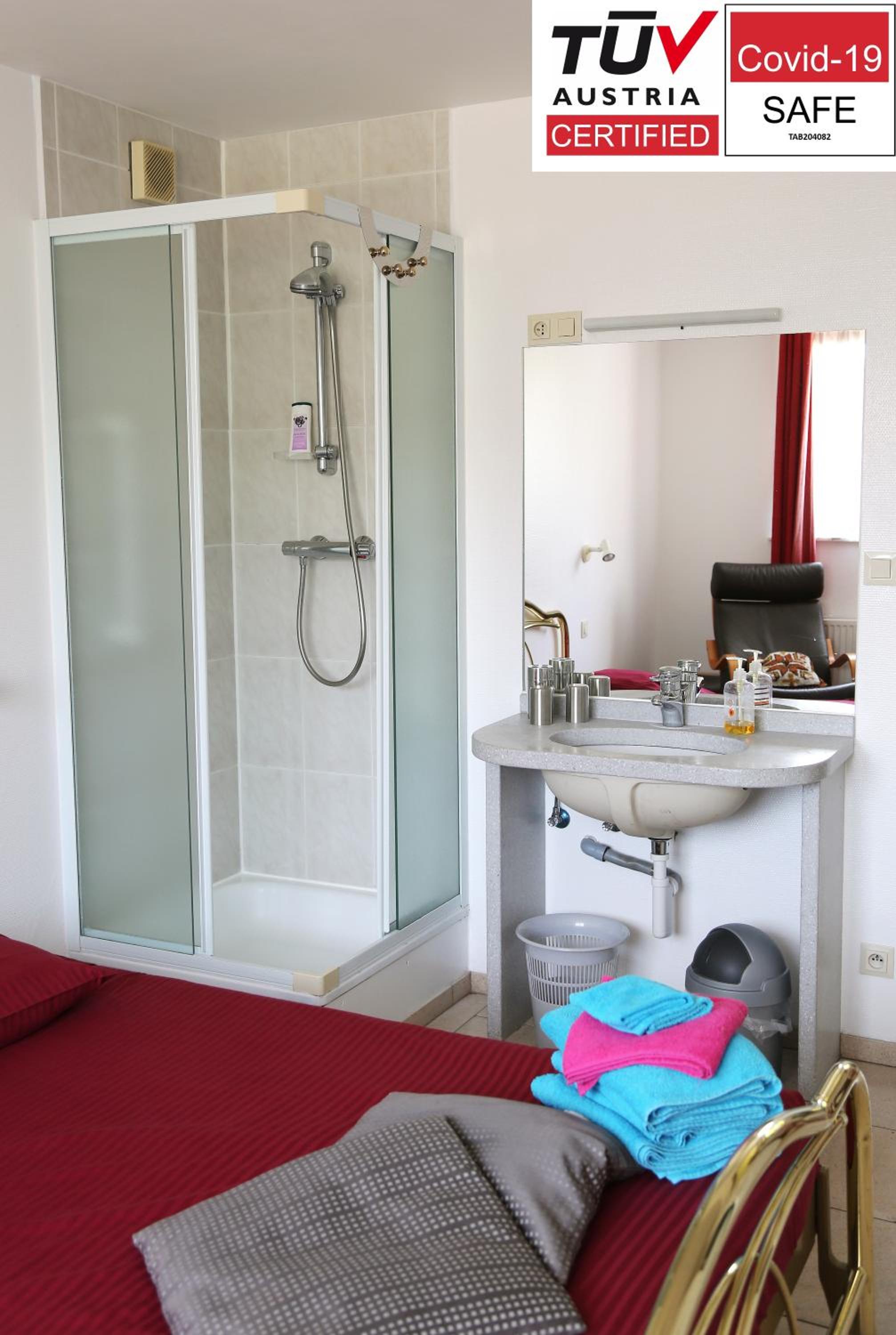 Quadruple Room with Shower