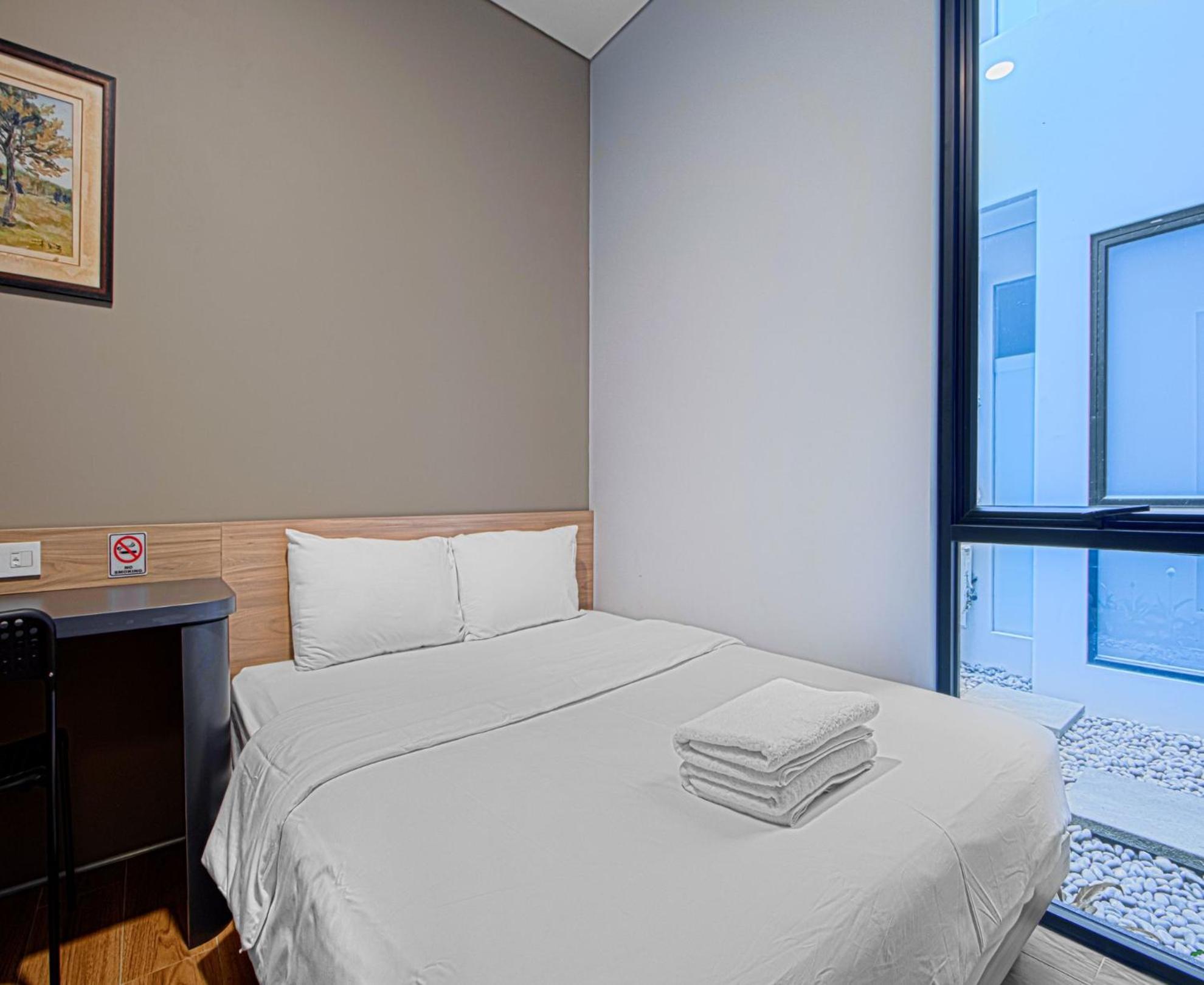 Double Room - Photo 6