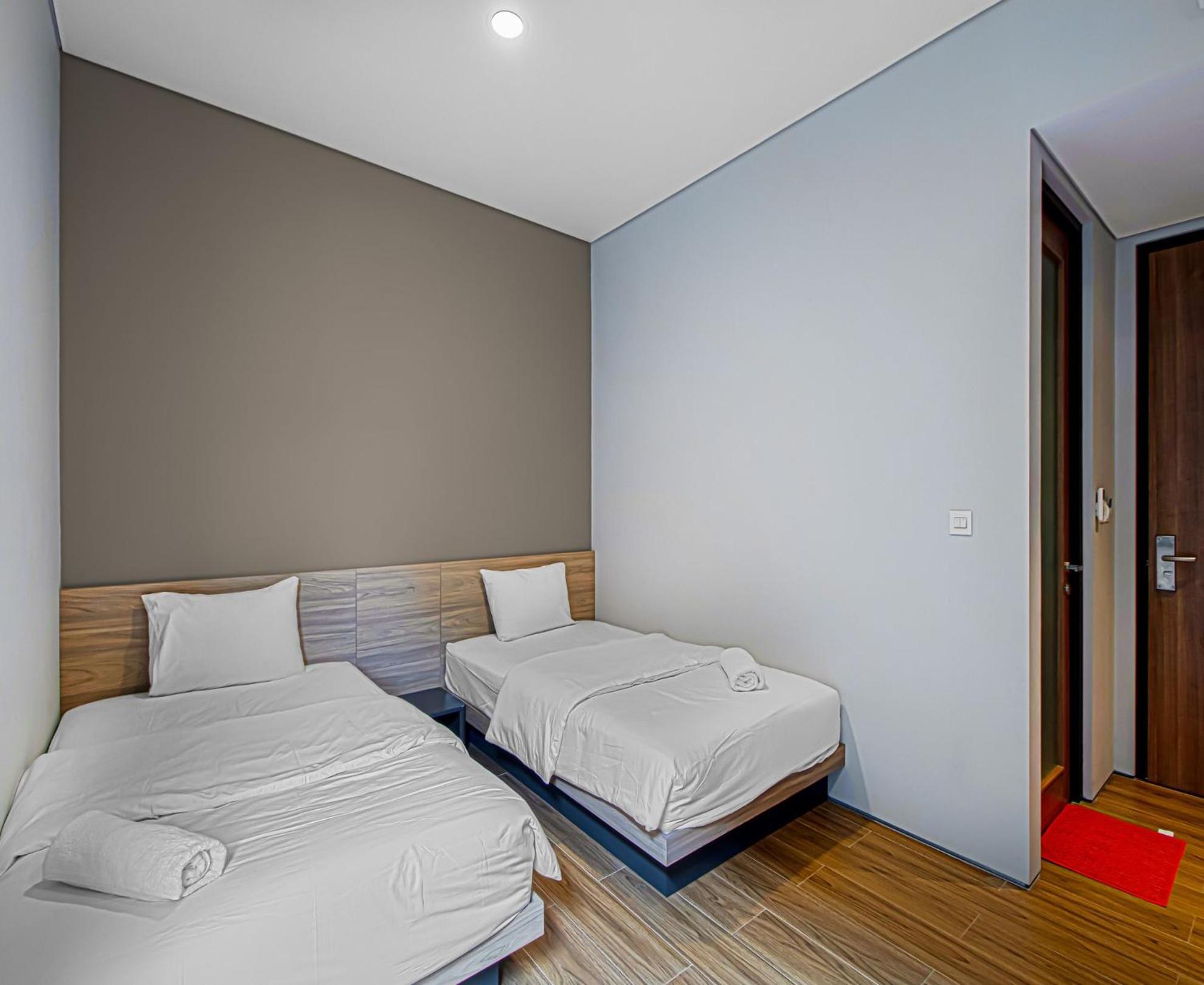 Twin Room - Photo 6
