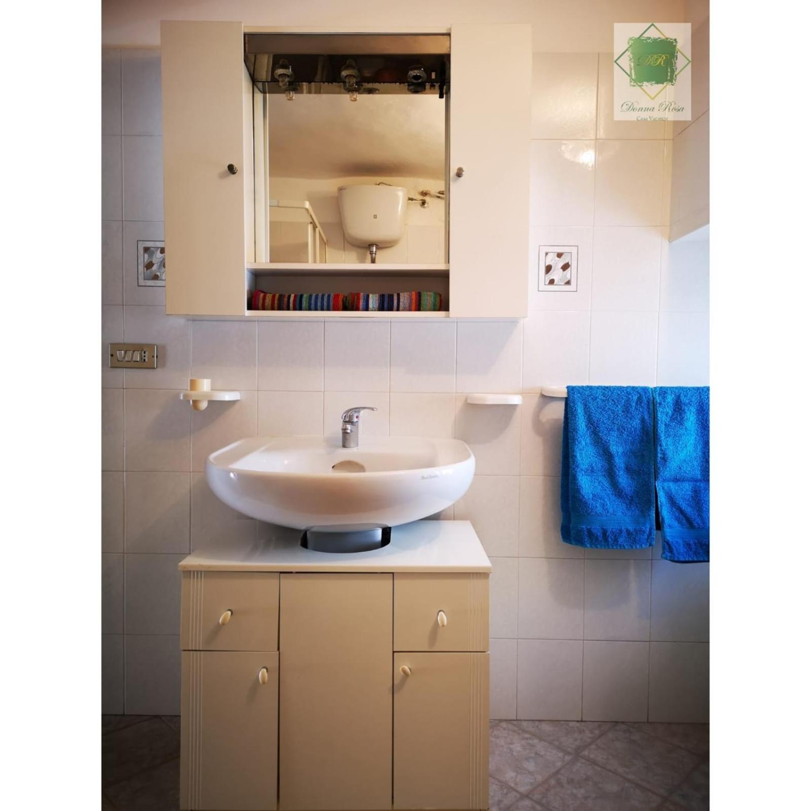 Two-Bedroom House - Photo 4