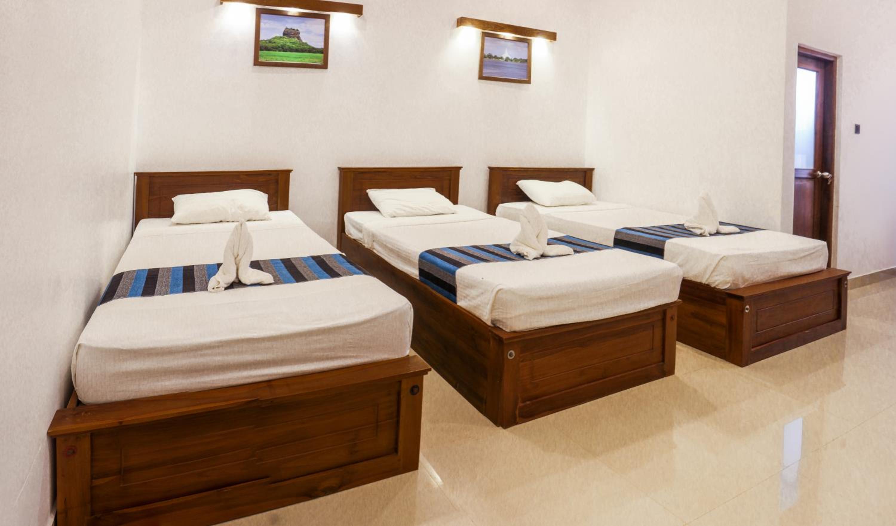 Deluxe Triple Room photo 1