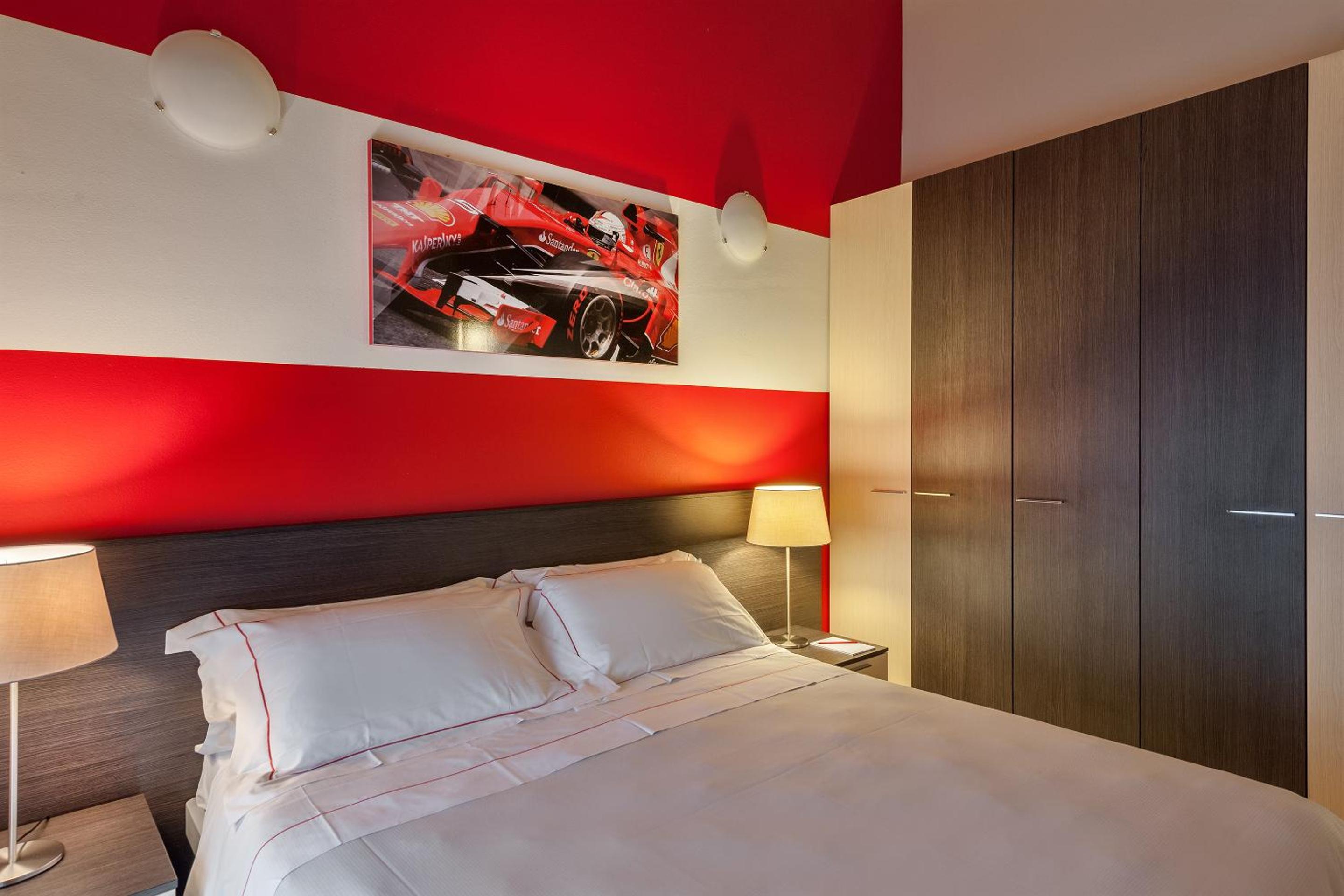 Two-Bedroom Apartment - Photo 3