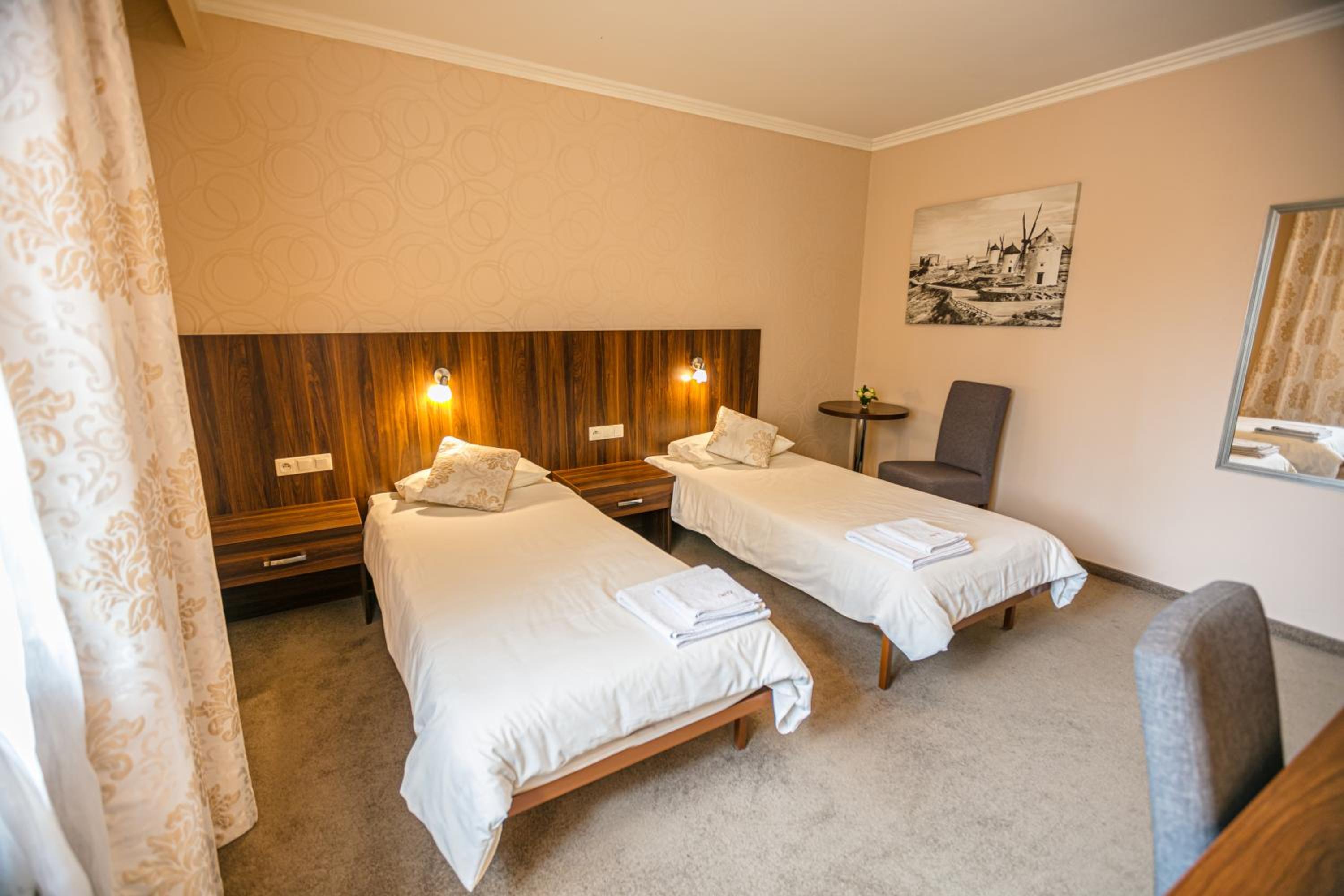 Classic Double Room - Photo 1