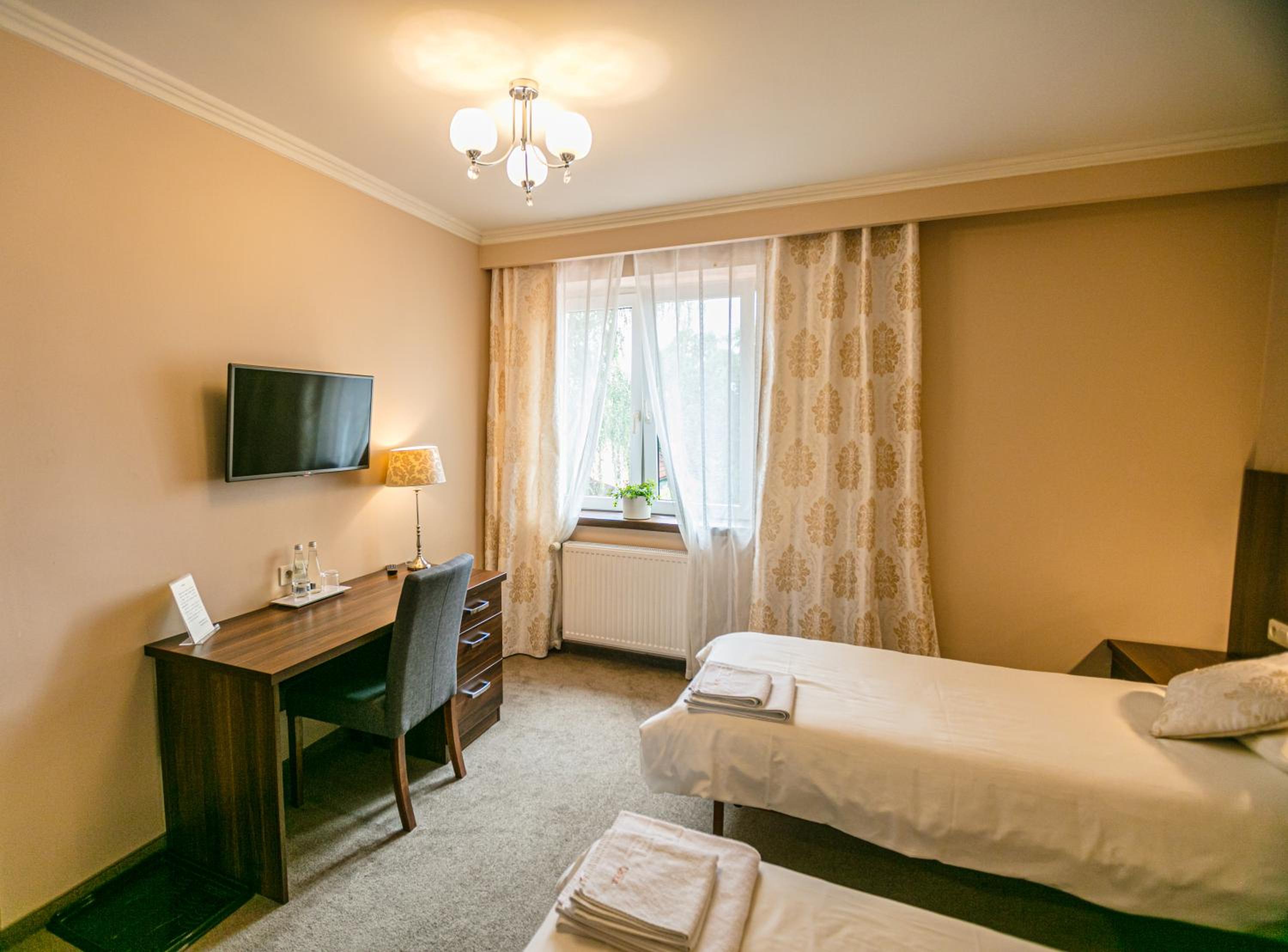 Classic Double Room - Photo 8