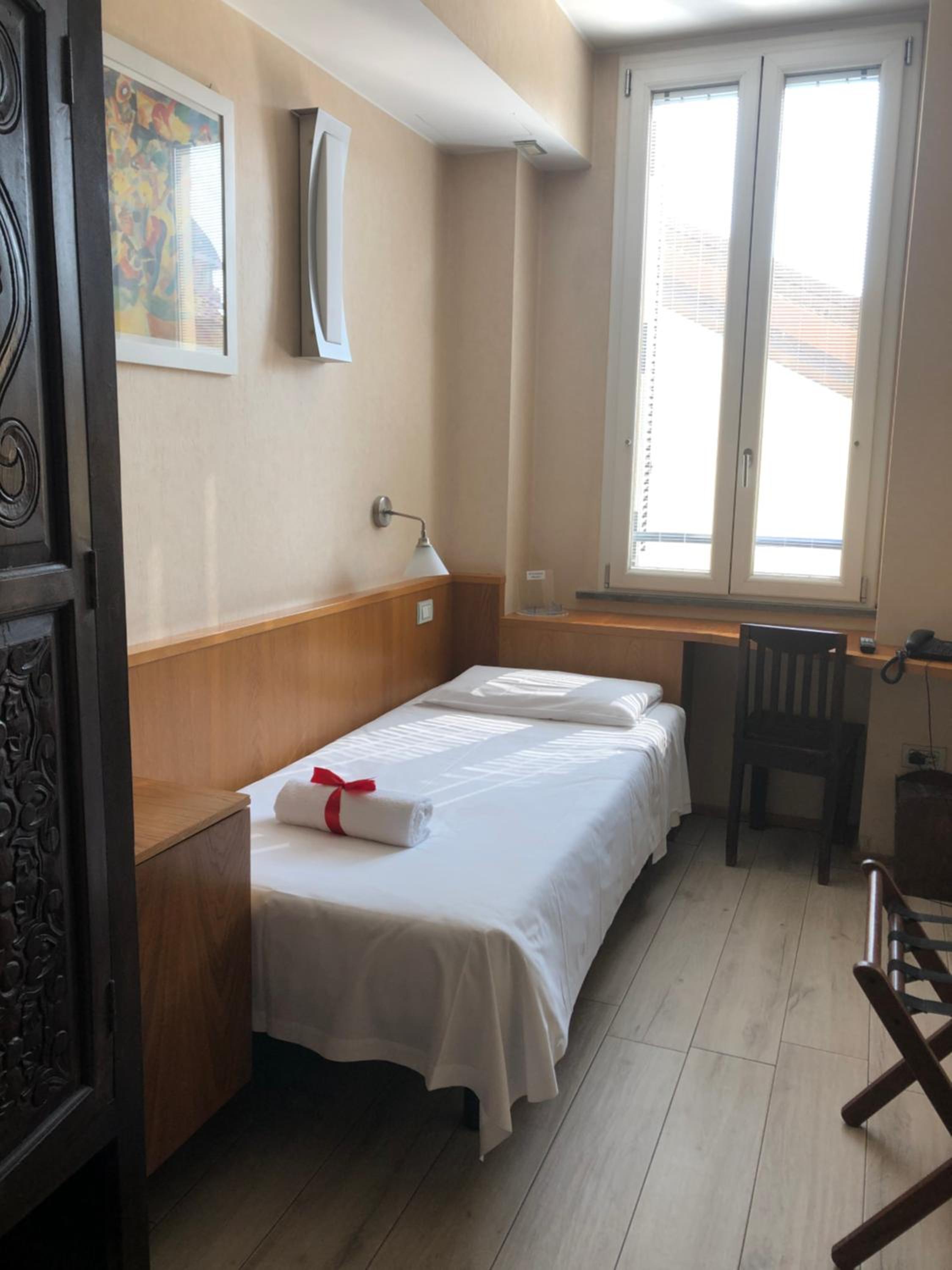 Classic Single Room