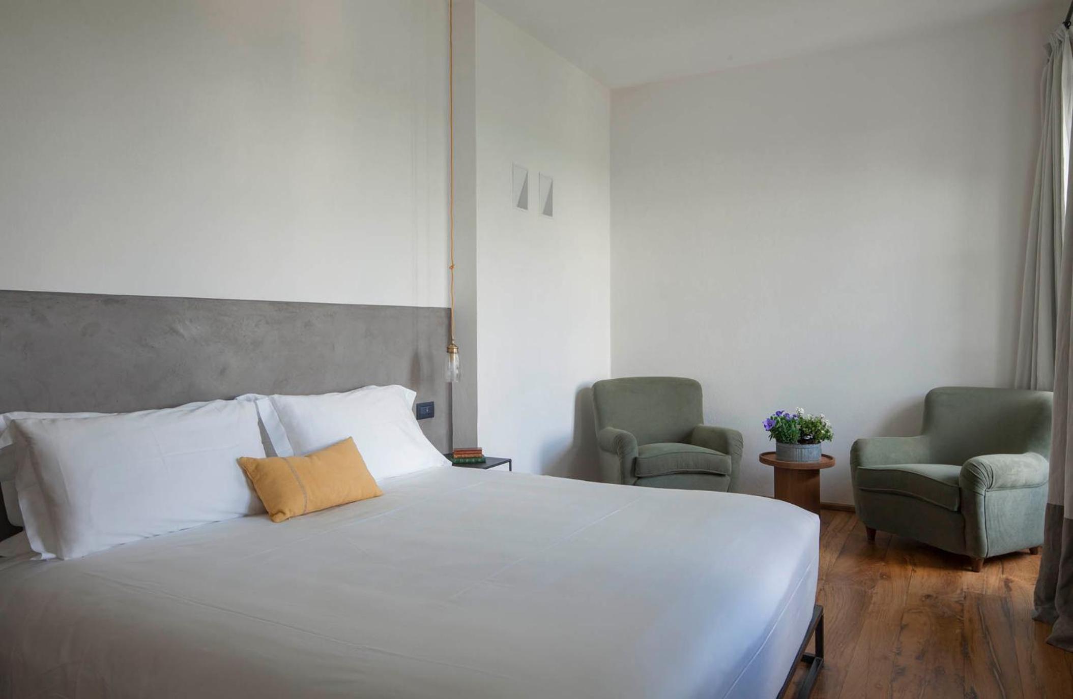 Junior Suite with Balcony photo 3
