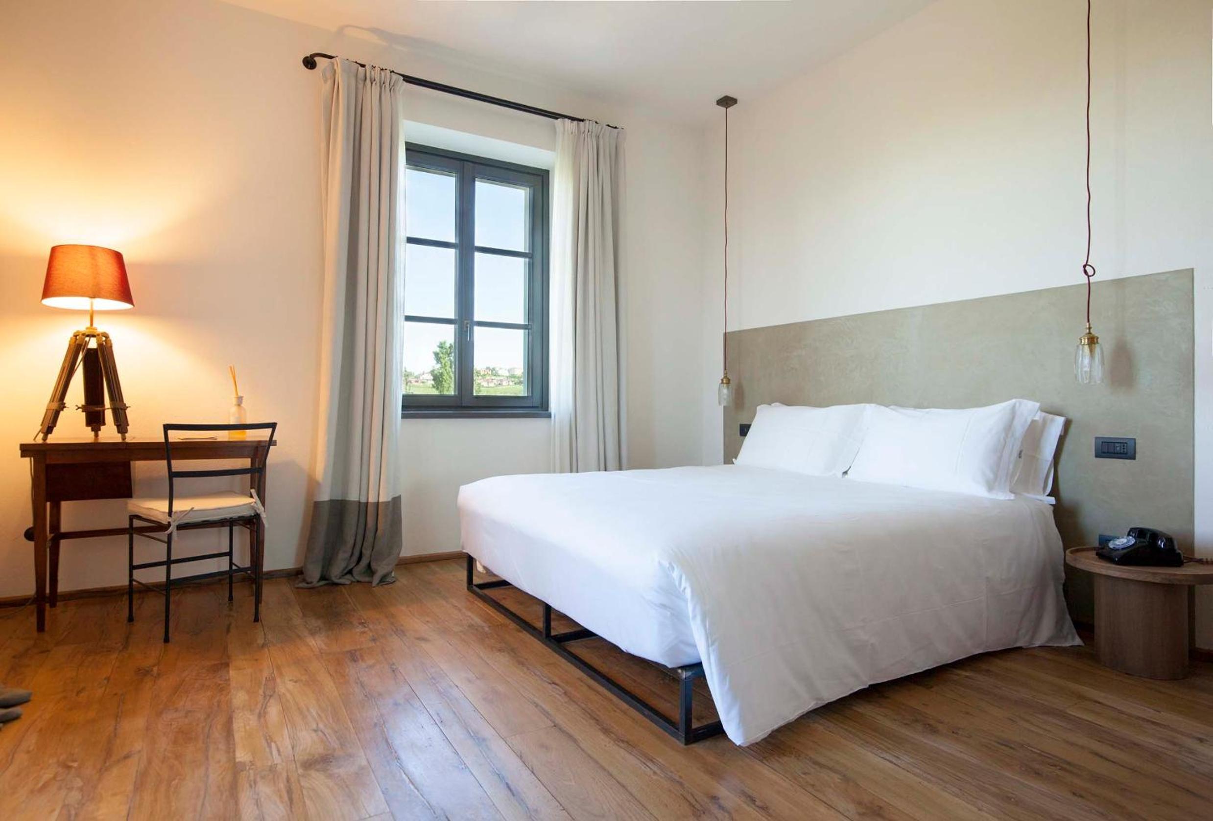 Junior Suite - Photo 1