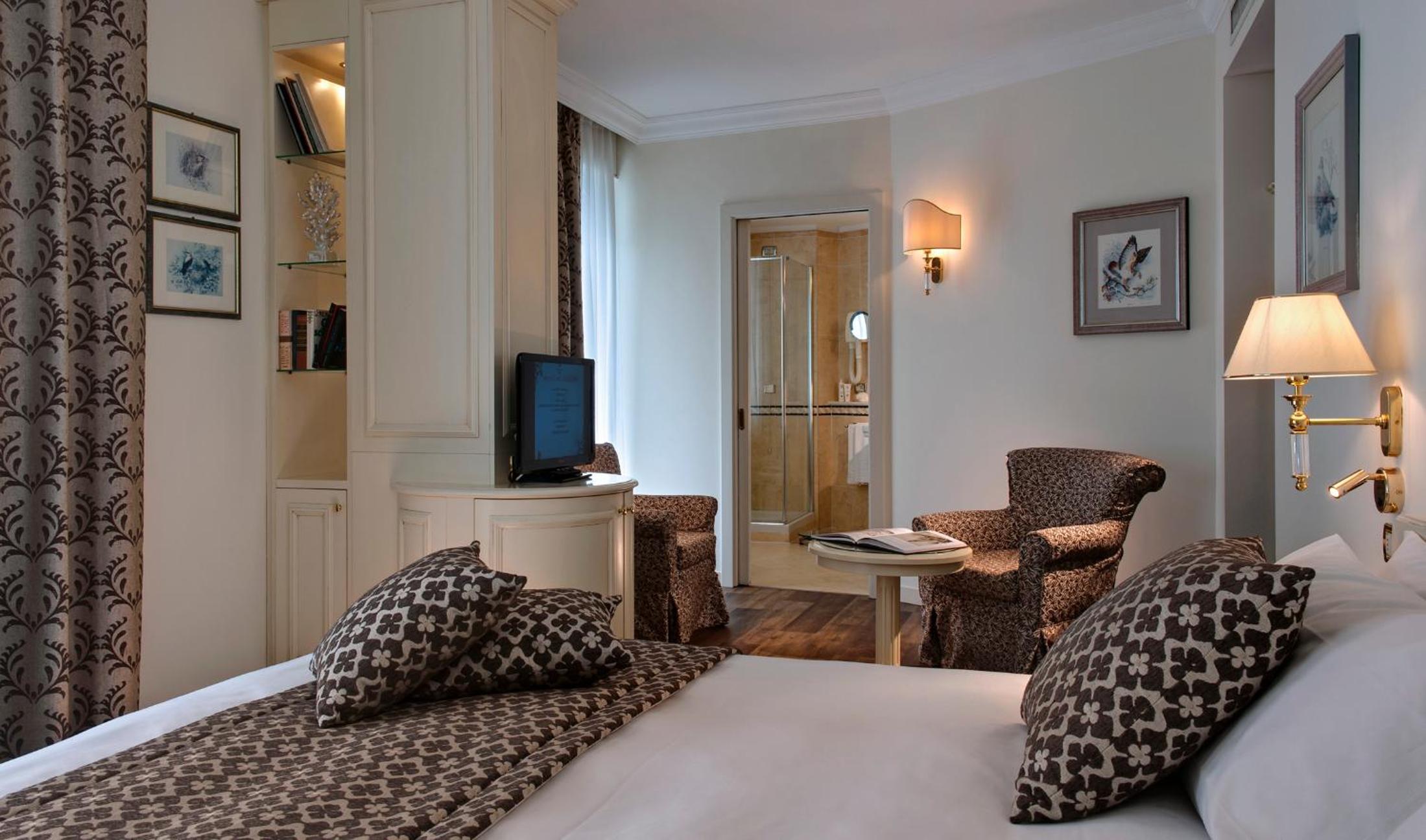 Luxury Double Room photo 1