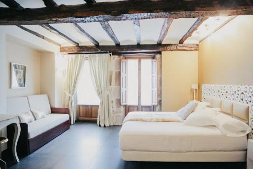 Habitación Doble con Baño Privado