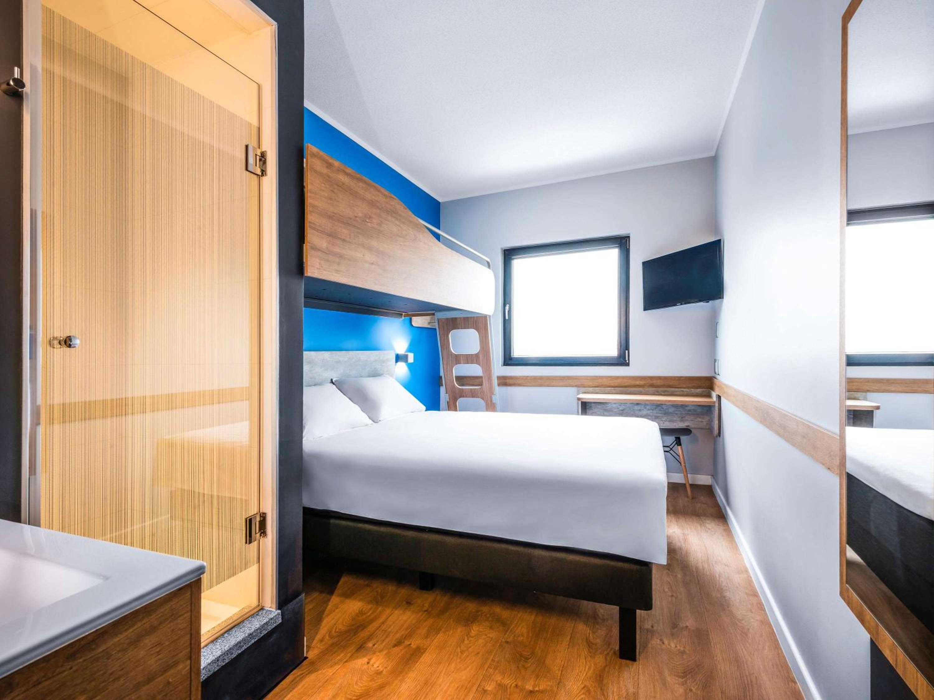 Standard Room - Photo 5