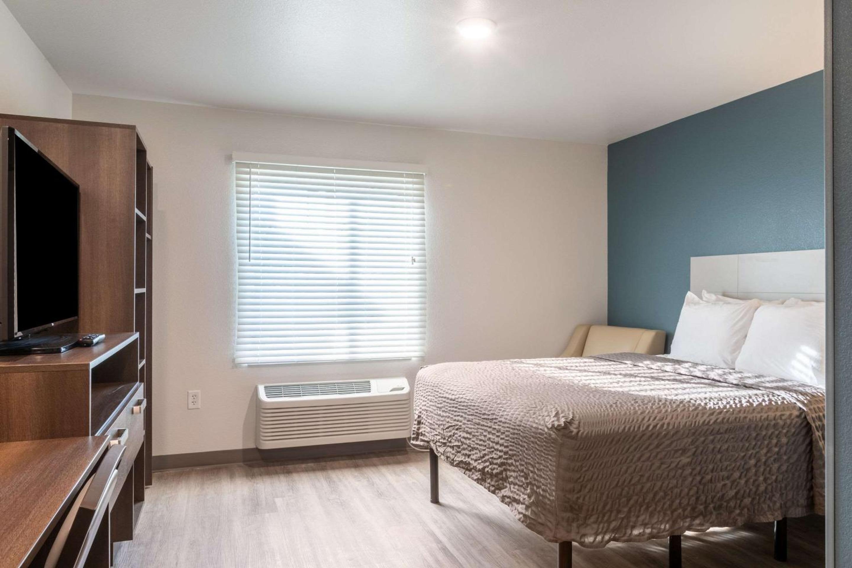 Queen Room - Accessible/Non-Smoking - Photo 2