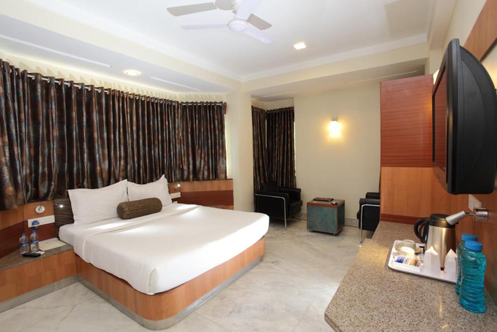 Deluxe Double Room photo 2
