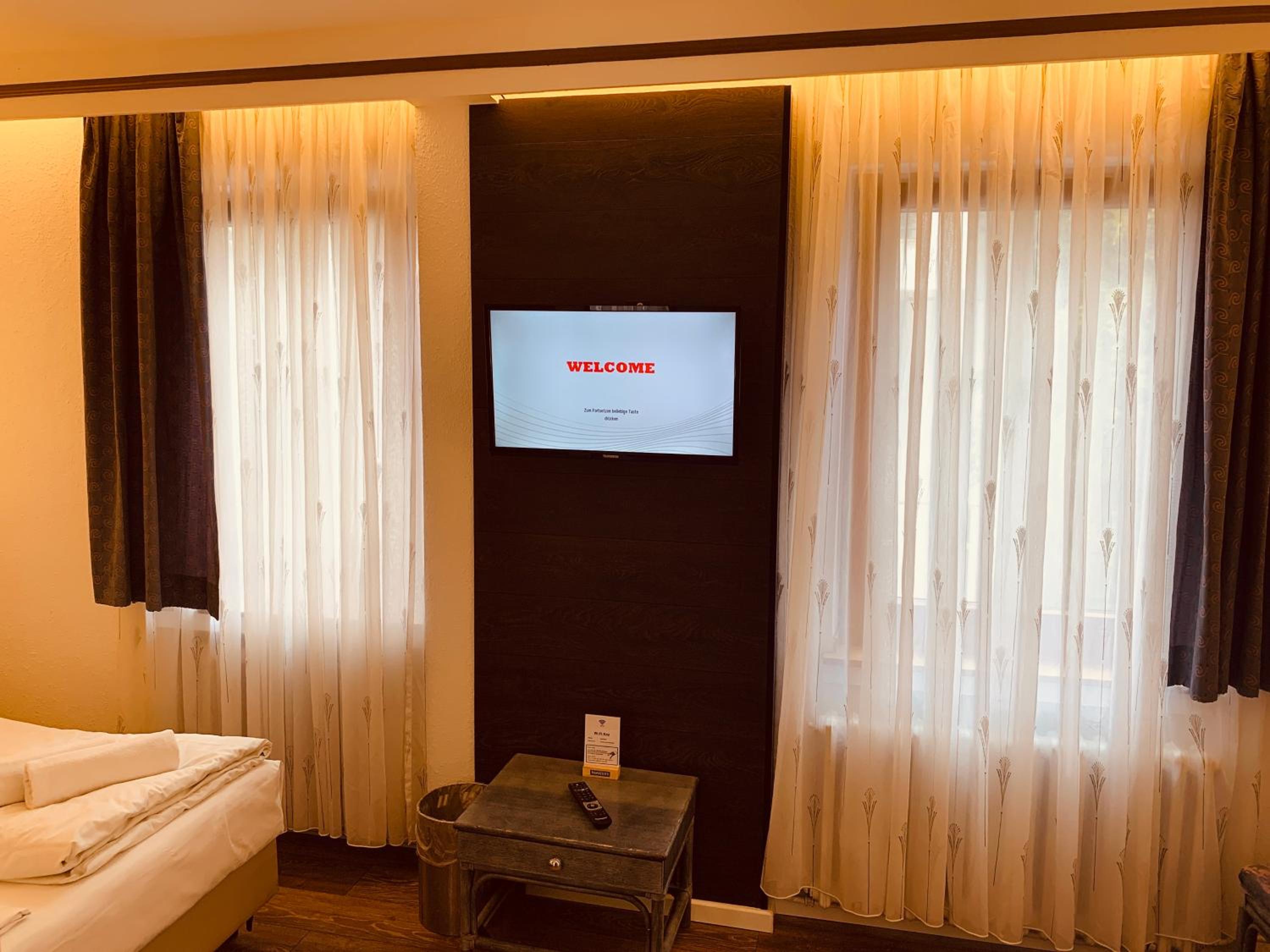 Triple Room - Photo 1