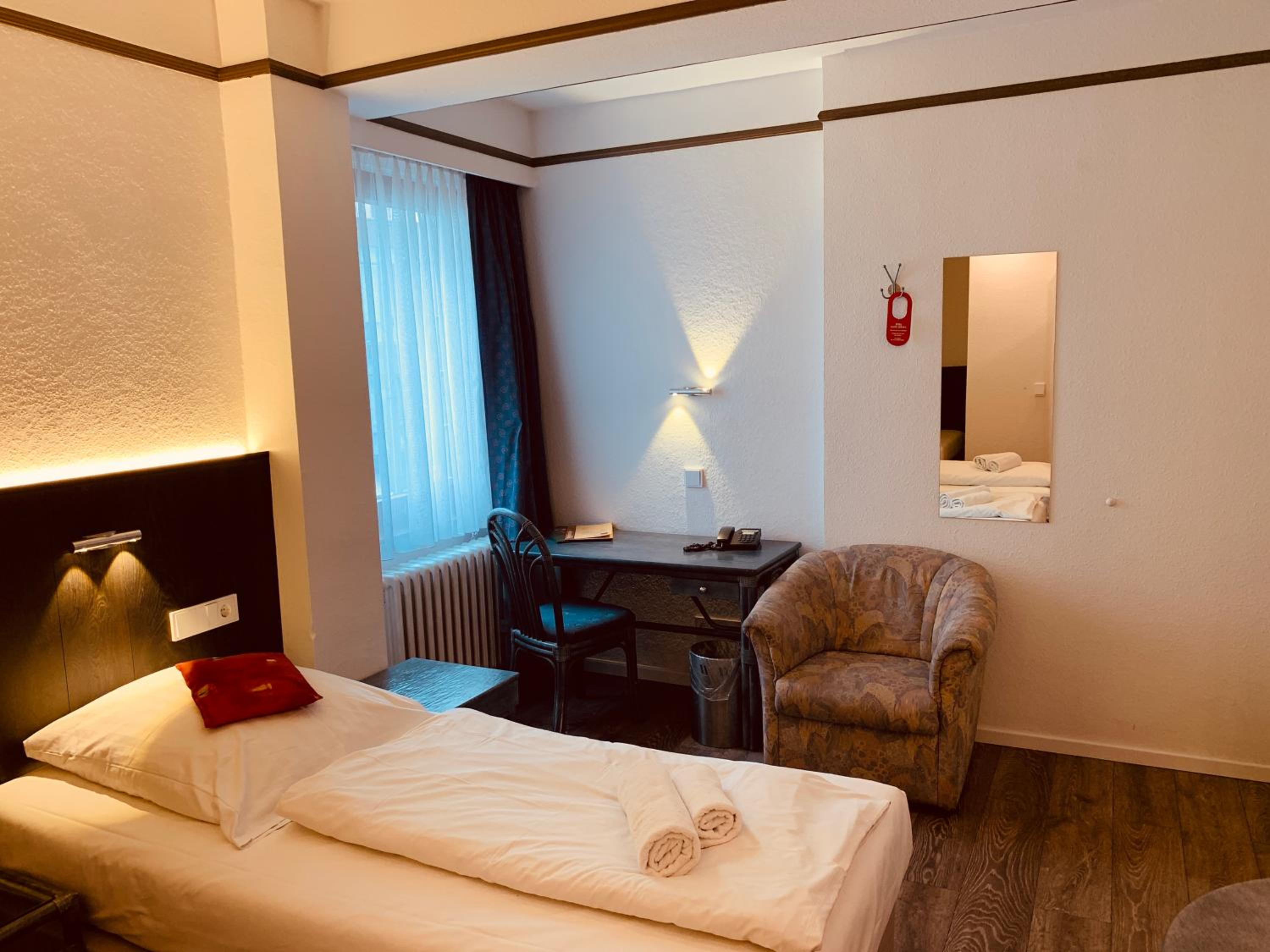Triple Room - Photo 5