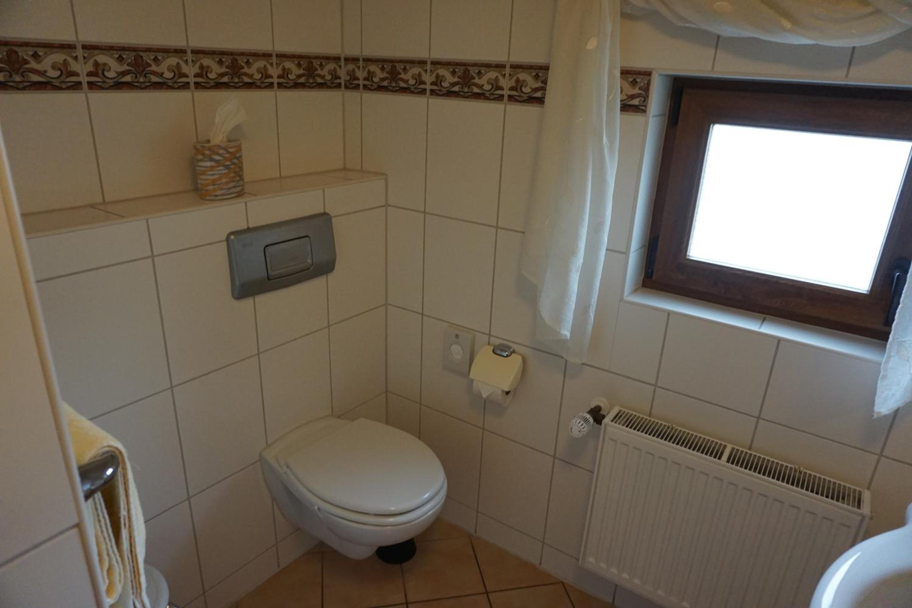 Double Room - Photo 13