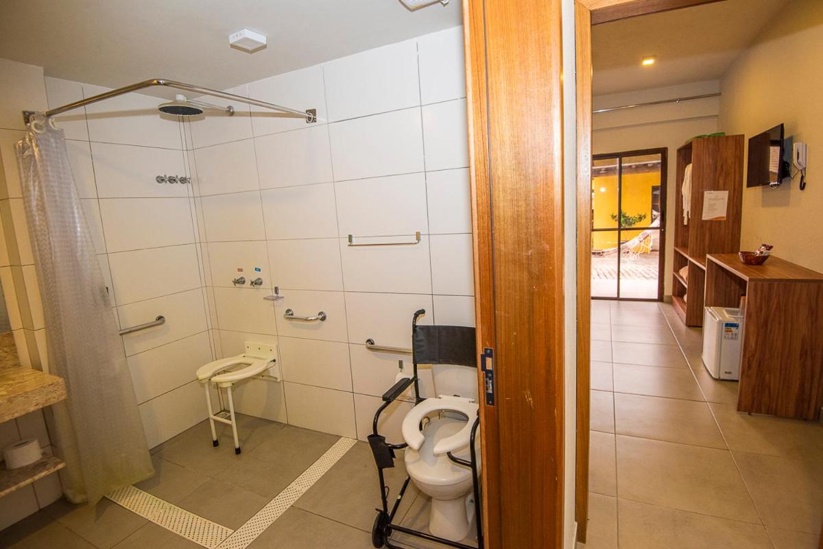 Suite - Photo 3