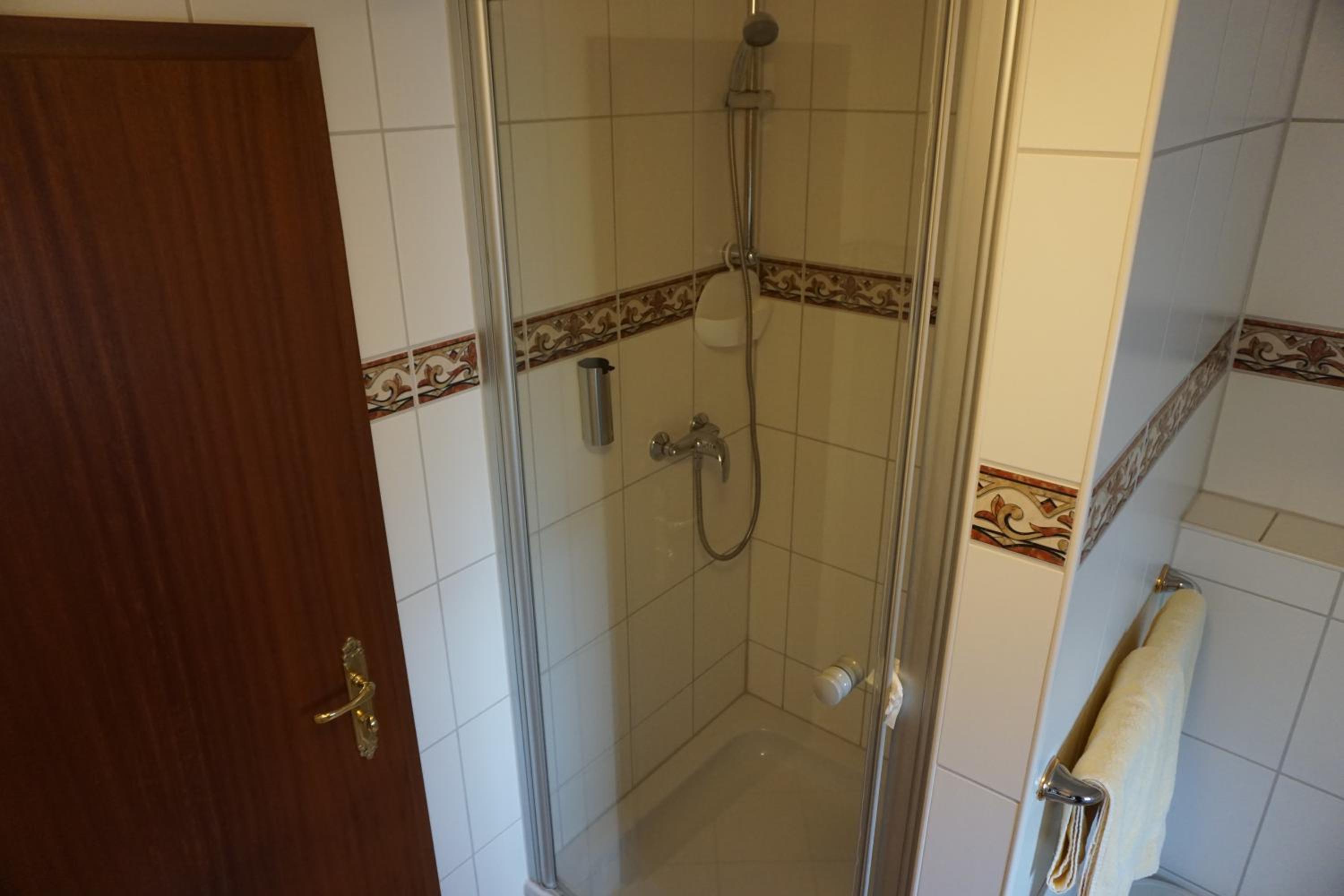 Double Room - Photo 3