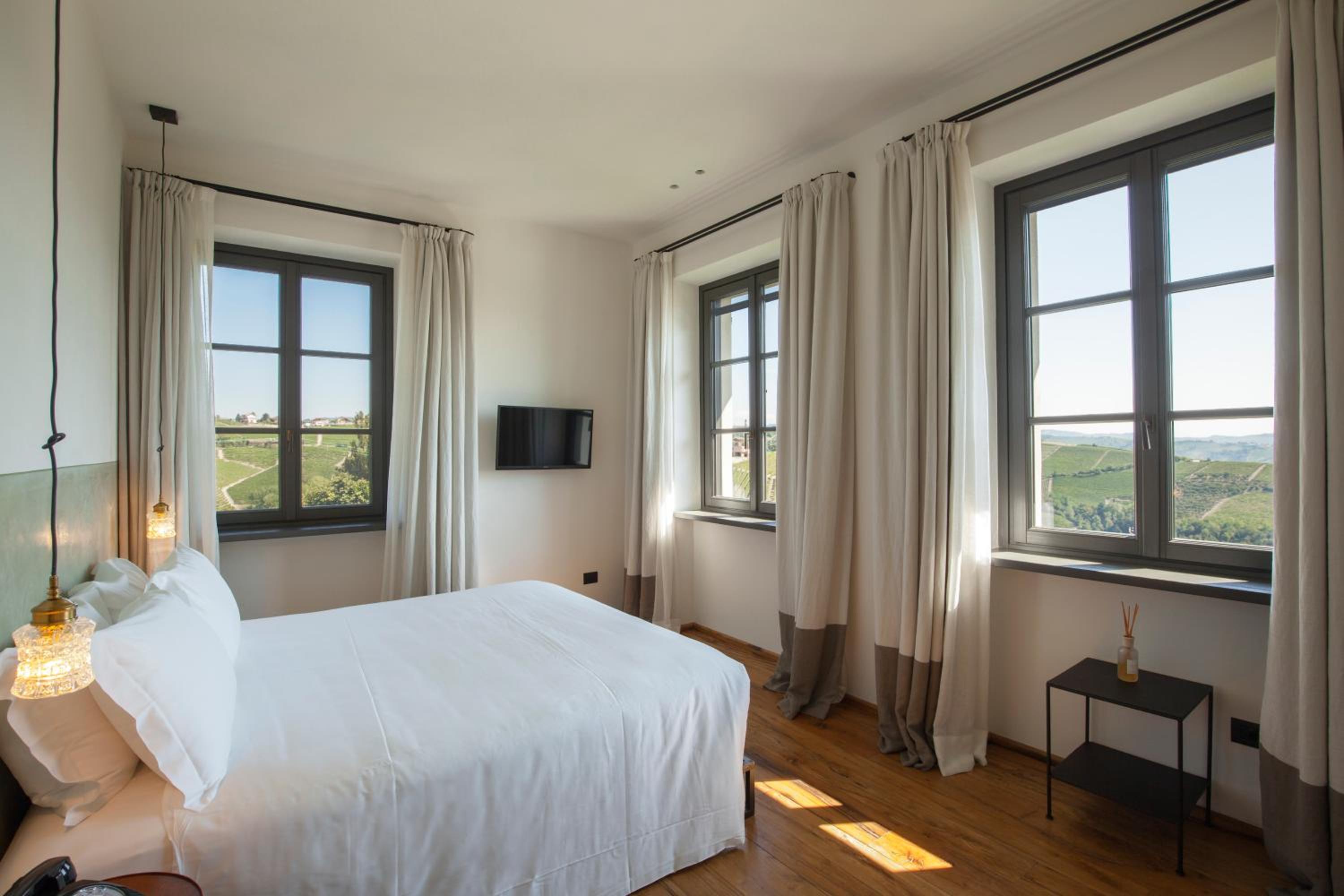 Double or Twin Room - Photo 1