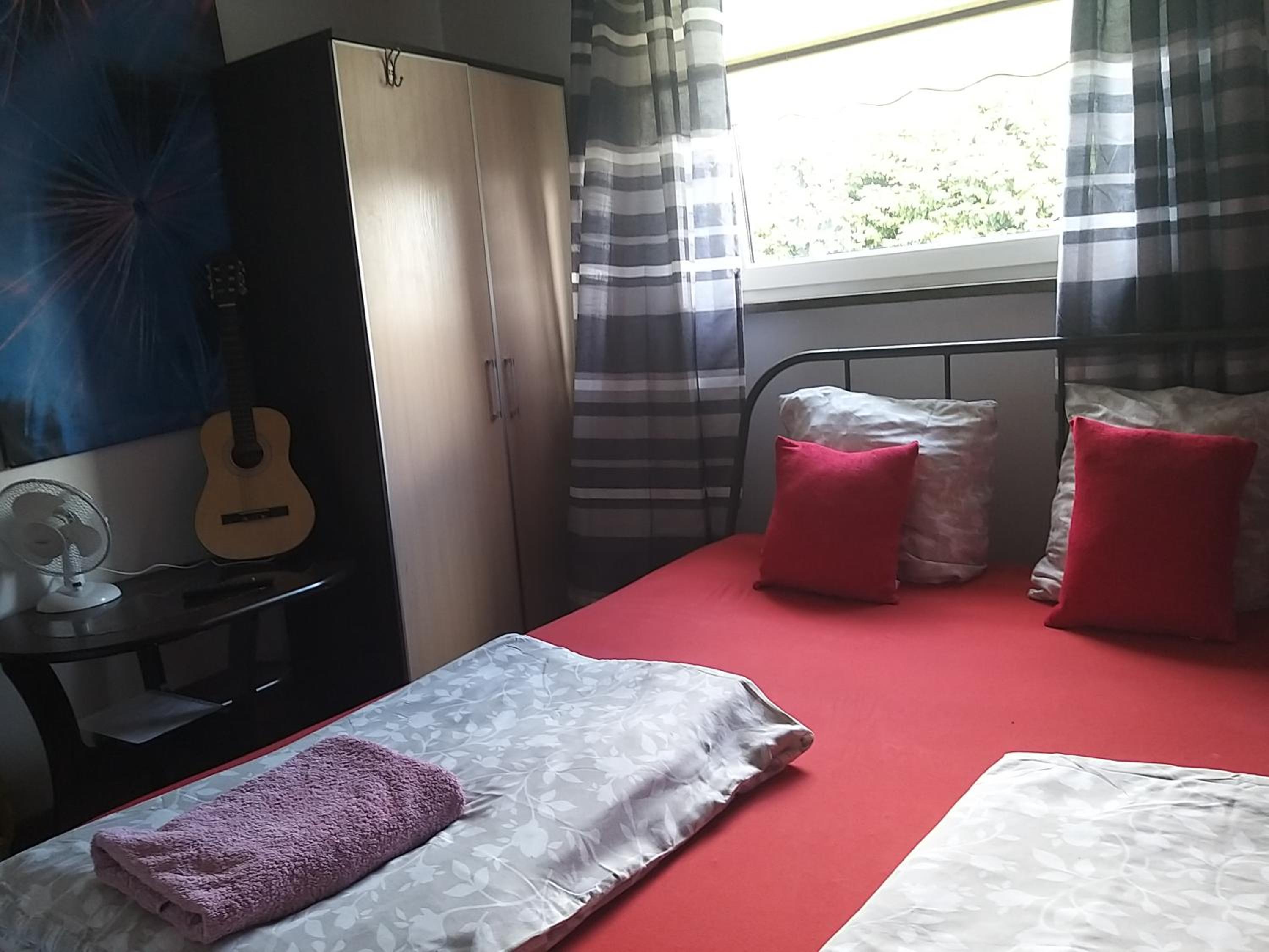 Double Room with Shared Bathroom photo 3